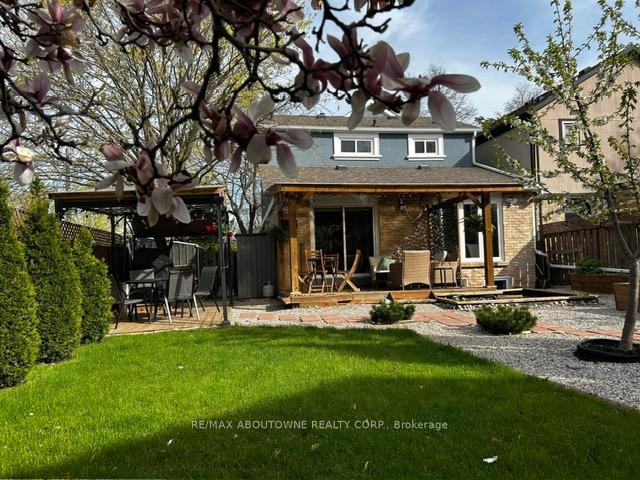 Photo 42 of 395 Maidstone Crescent, Oakville, Glen Abbey — HOMEH