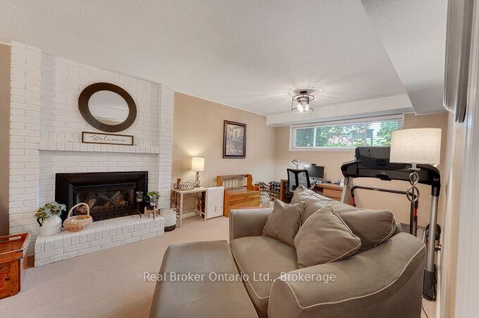 Photo 23 of 4162 Sutherland Crescent, Burlington, Shoreacres — HOMEH