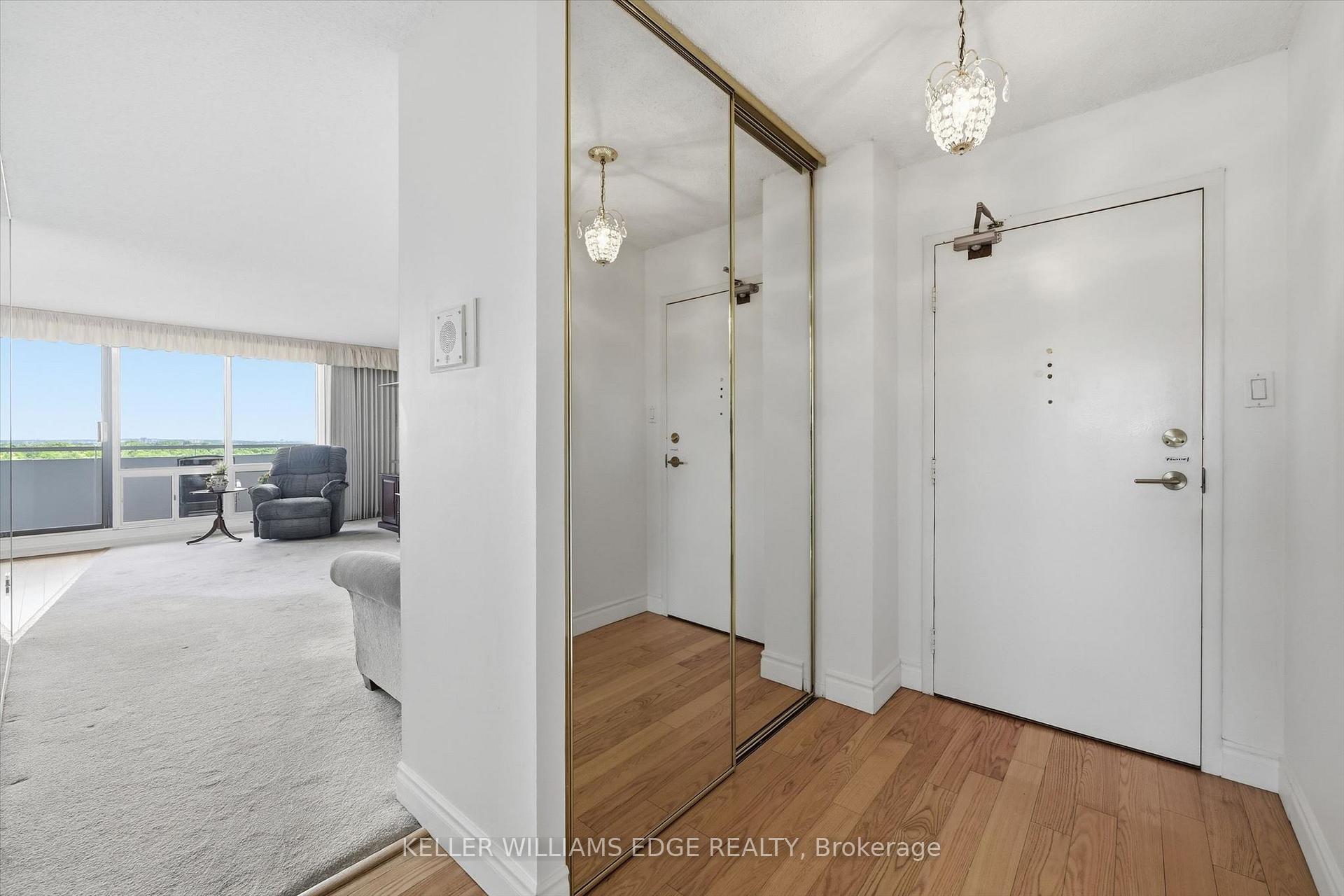 Photo 6 of Unit 1202, 2055 Upper Middle Road, Burlington, Brant Hills — HOMEH