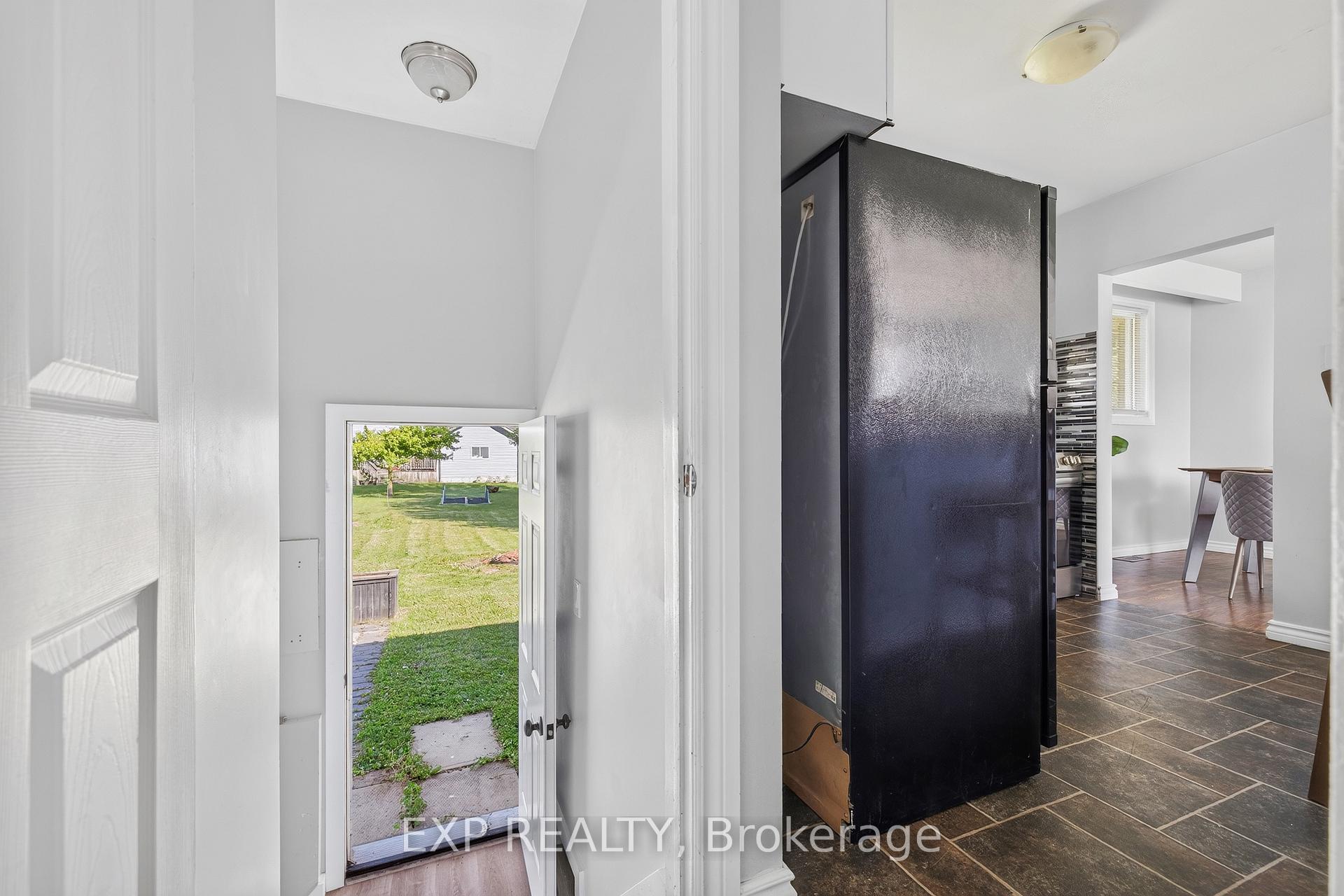 Photo 23 of 261 King Street, North Perth, Elma — HOMEH