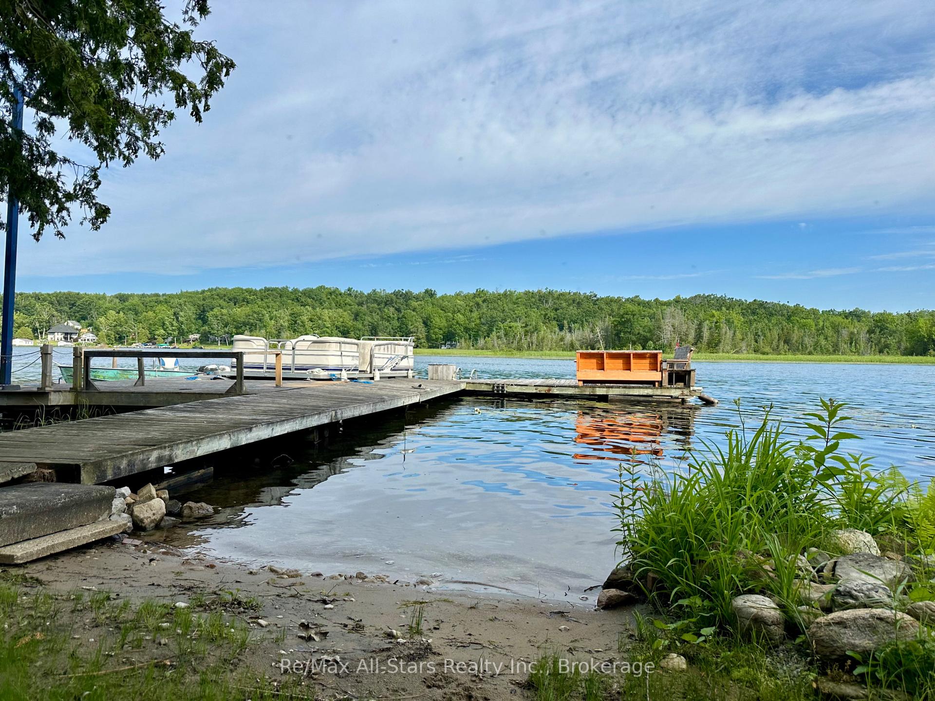 Photo 28 of 38 Dewey's Island, Kawartha Lakes, Somerville — HOMEH