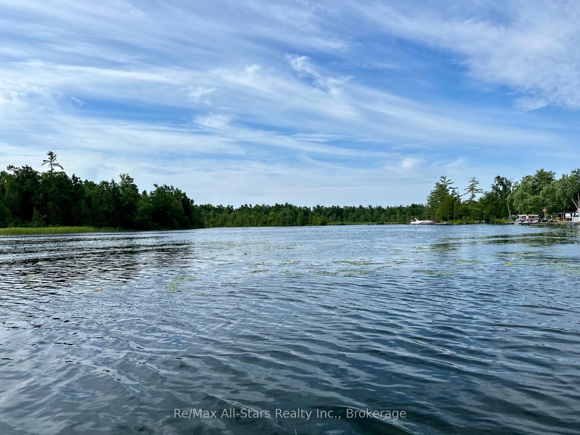 Photo 30 of 38 Dewey's Island, Kawartha Lakes, Somerville — HOMEH