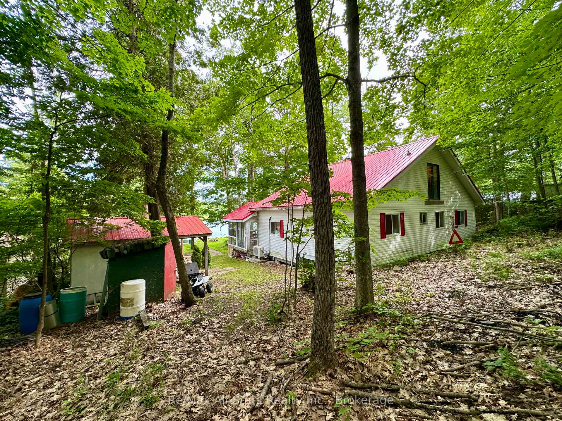 Photo 31 of 38 Dewey's Island, Kawartha Lakes, Somerville — HOMEH