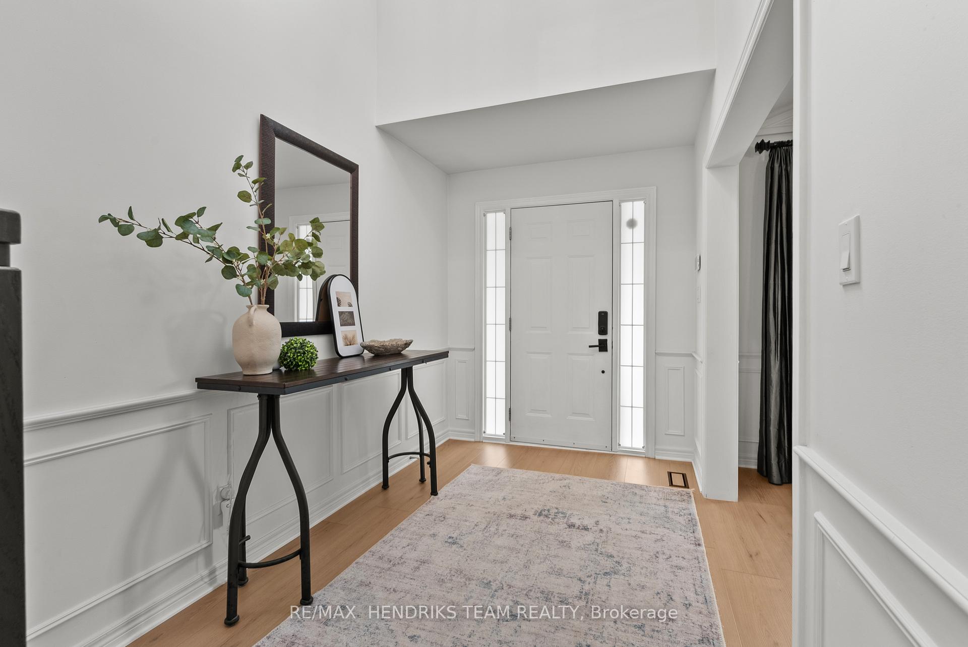 Photo 6 of 8087 Beaver Glen Drive, Niagara Falls, Ascot — HOMEH