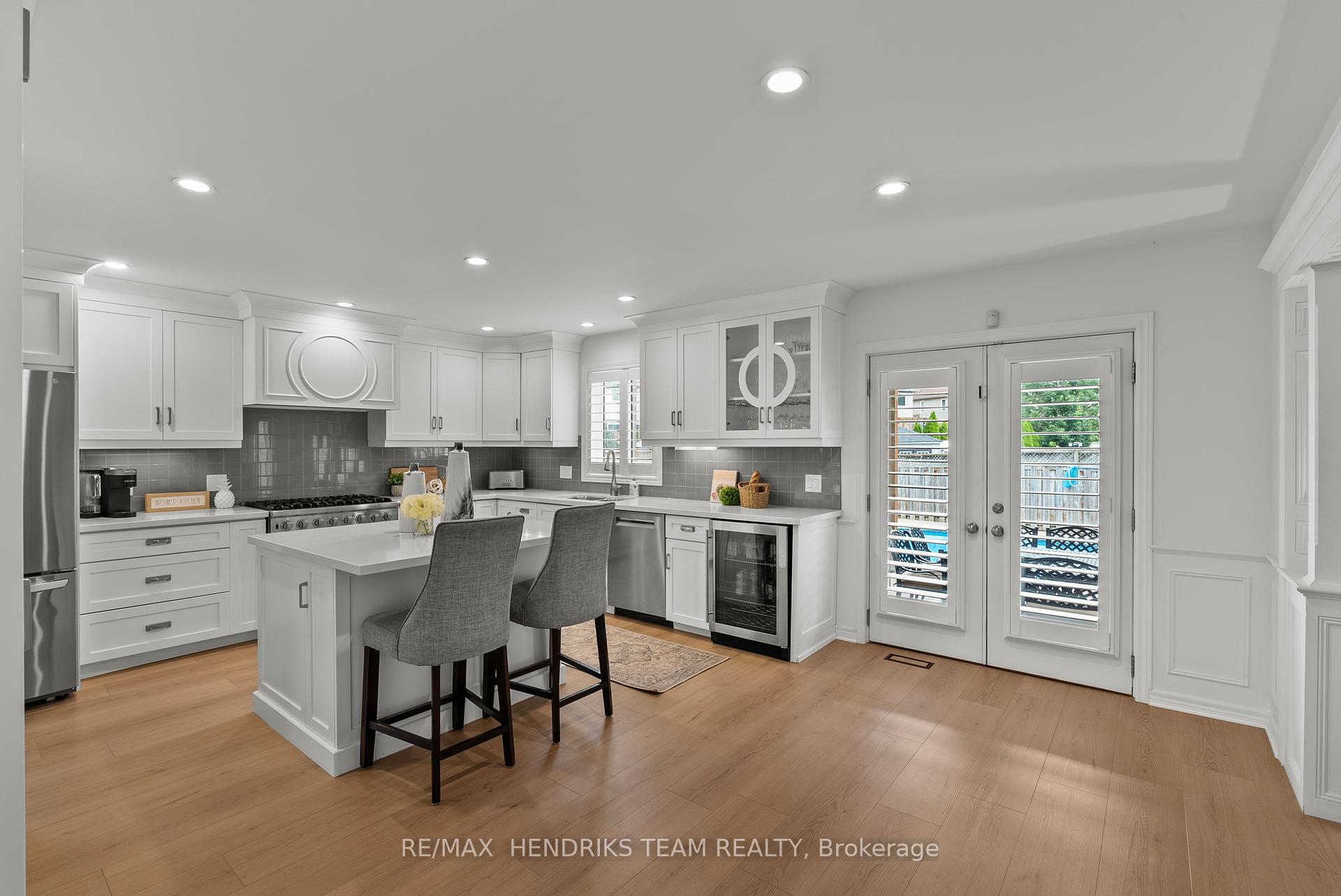 Photo 9 of 8087 Beaver Glen Drive, Niagara Falls, Ascot — HOMEH