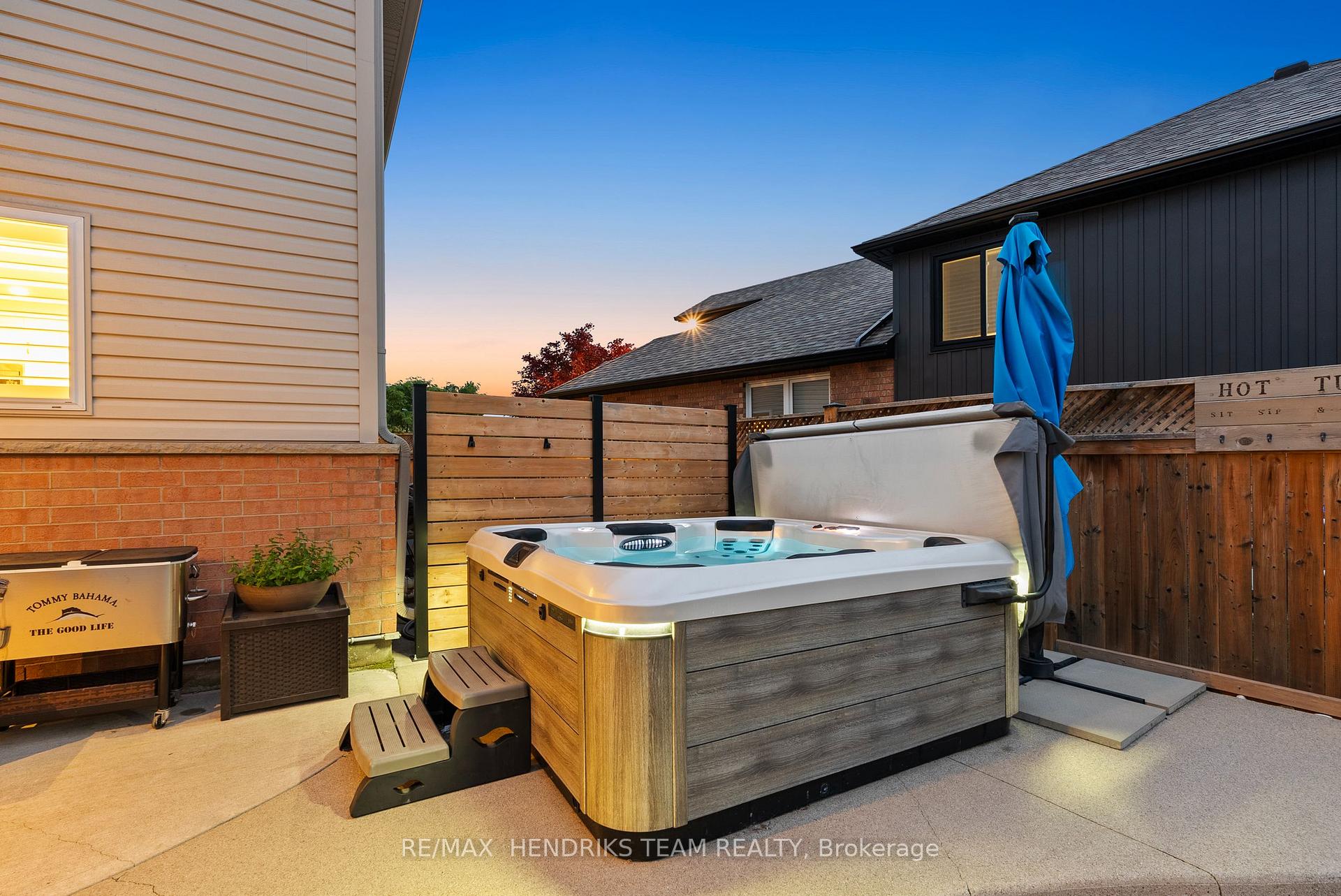 Photo 44 of 8087 Beaver Glen Drive, Niagara Falls, Ascot — HOMEH