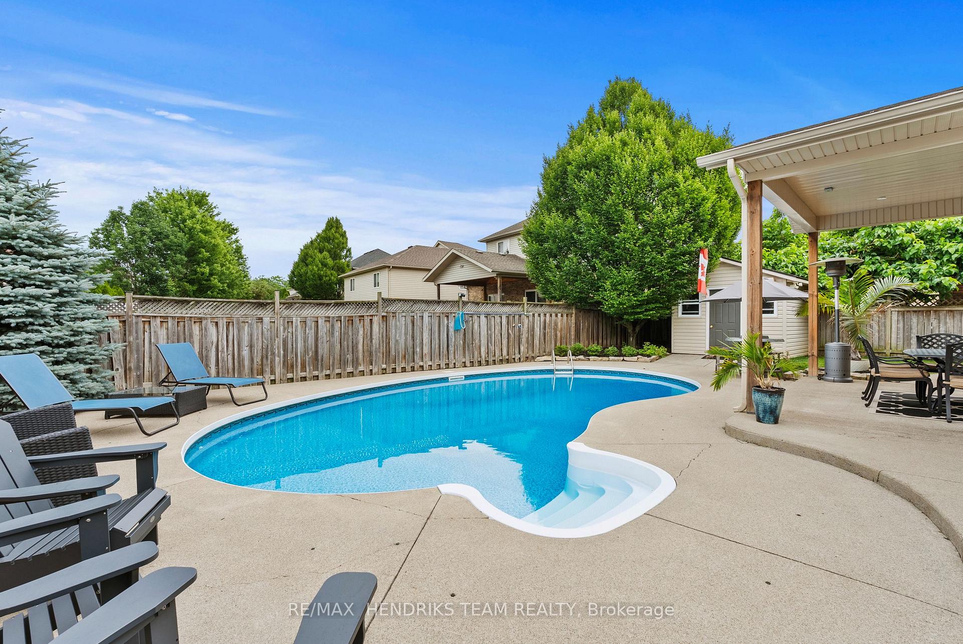Photo 45 of 8087 Beaver Glen Drive, Niagara Falls, Ascot — HOMEH