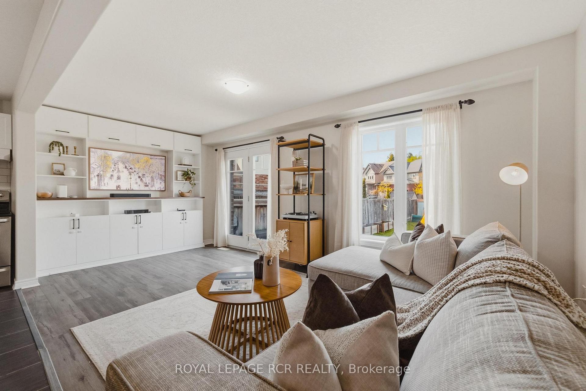 Photo 10 of 117 Preston Drive, Orangeville — HOMEH