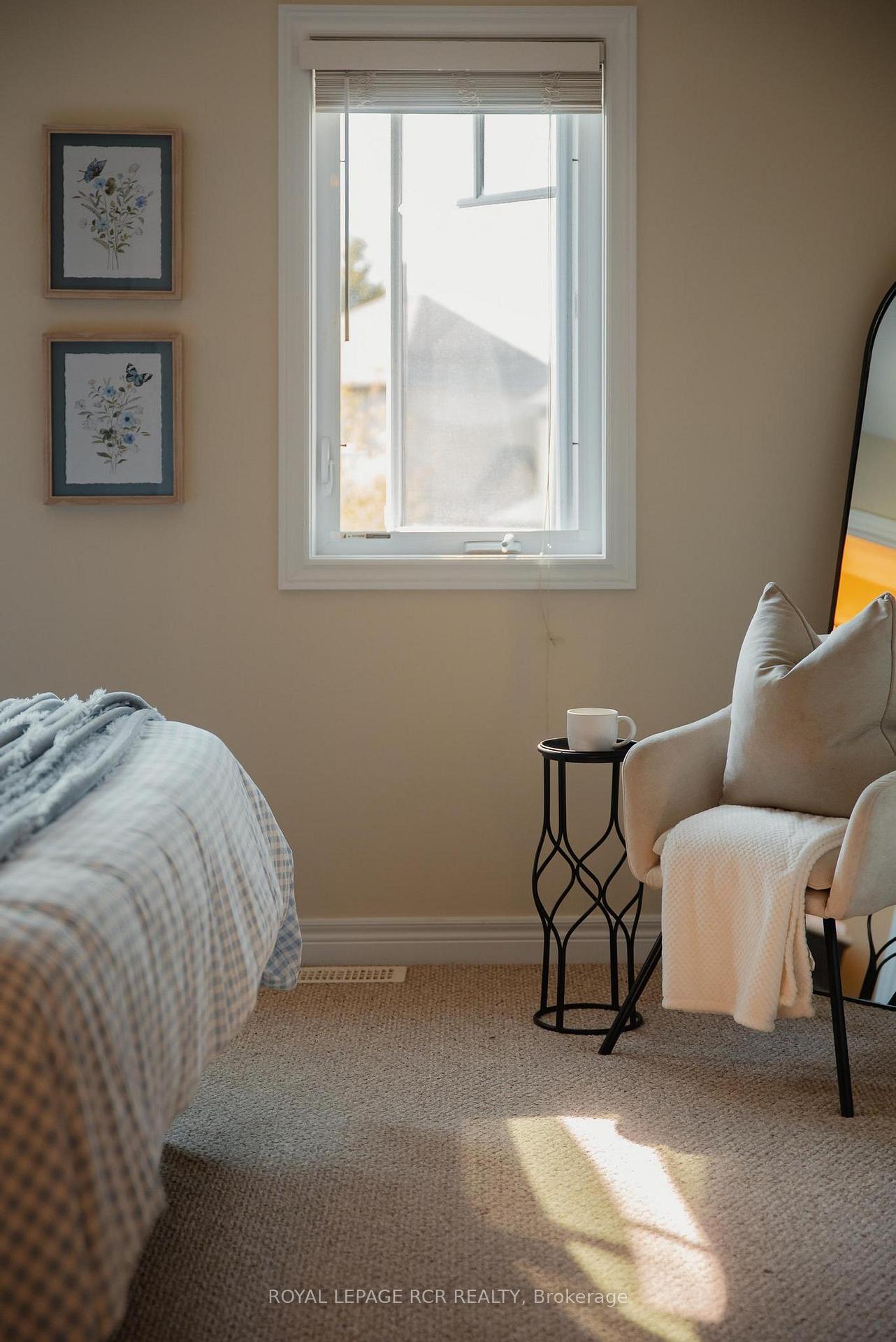 Photo 17 of 117 Preston Drive, Orangeville — HOMEH