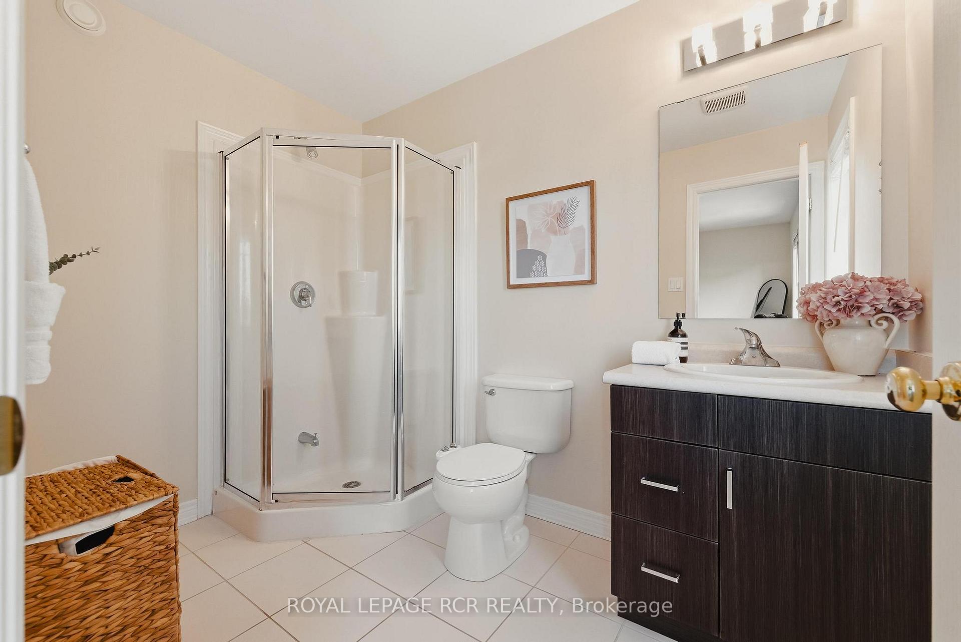 Photo 18 of 117 Preston Drive, Orangeville — HOMEH