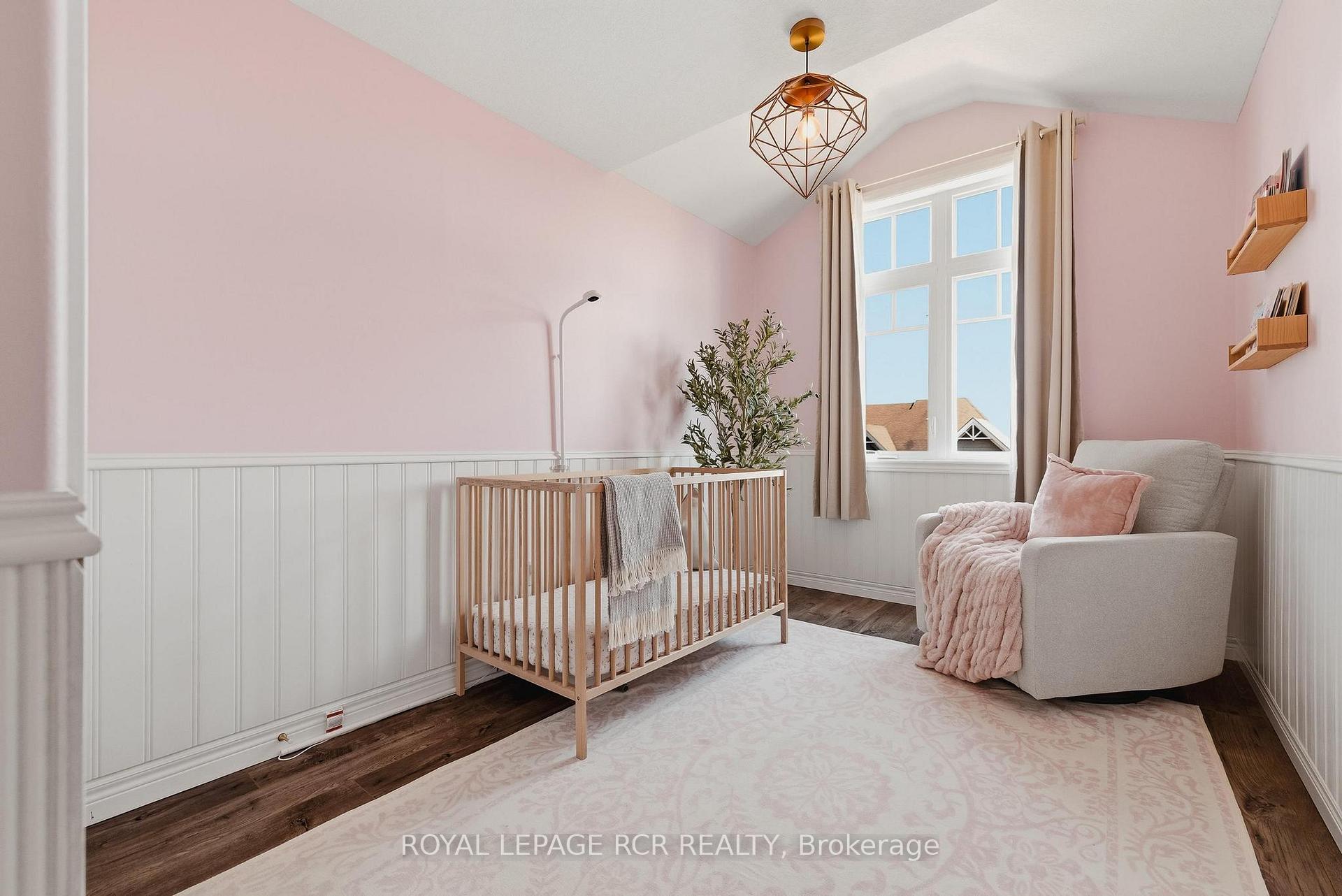 Photo 22 of 117 Preston Drive, Orangeville — HOMEH