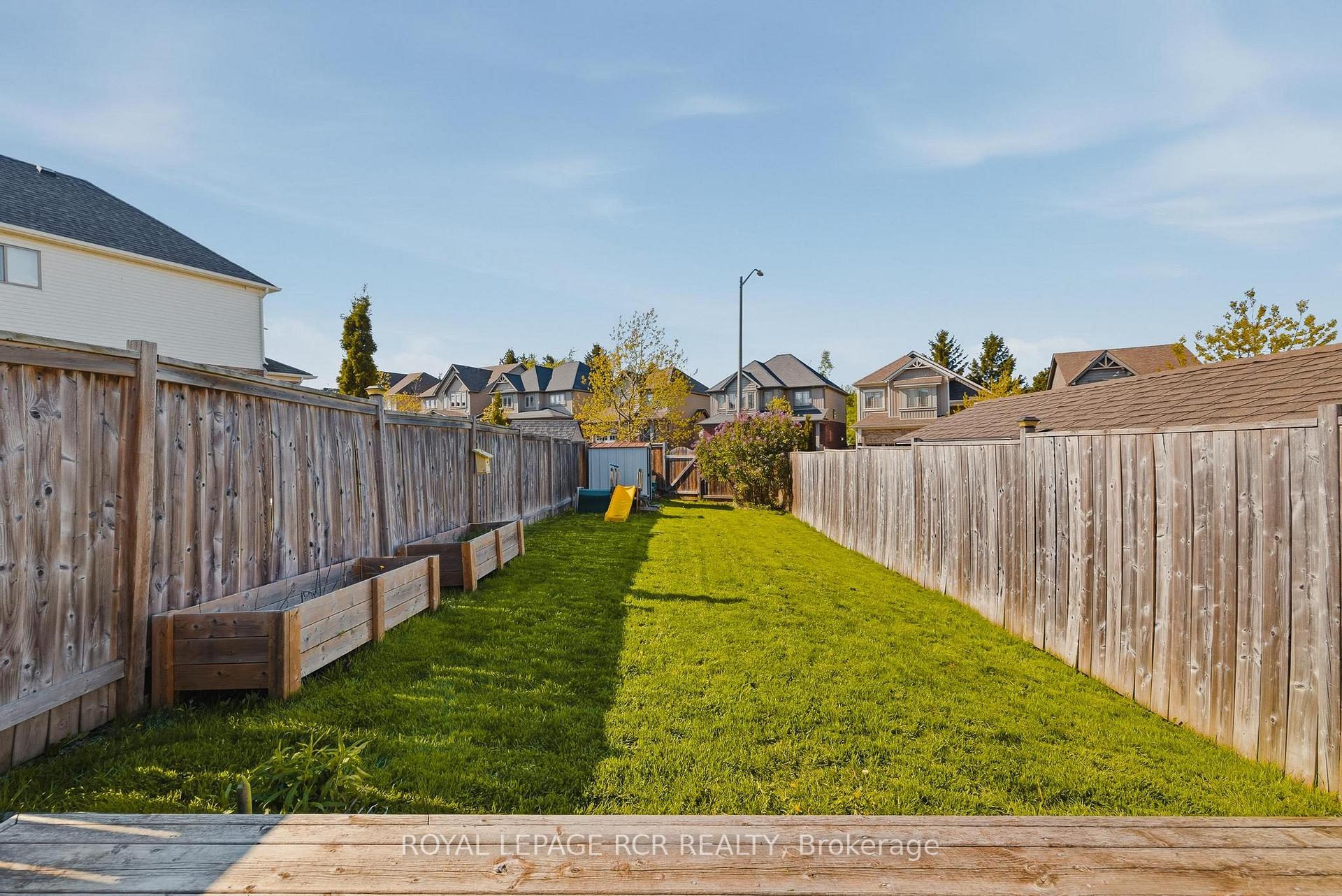 Photo 29 of 117 Preston Drive, Orangeville — HOMEH