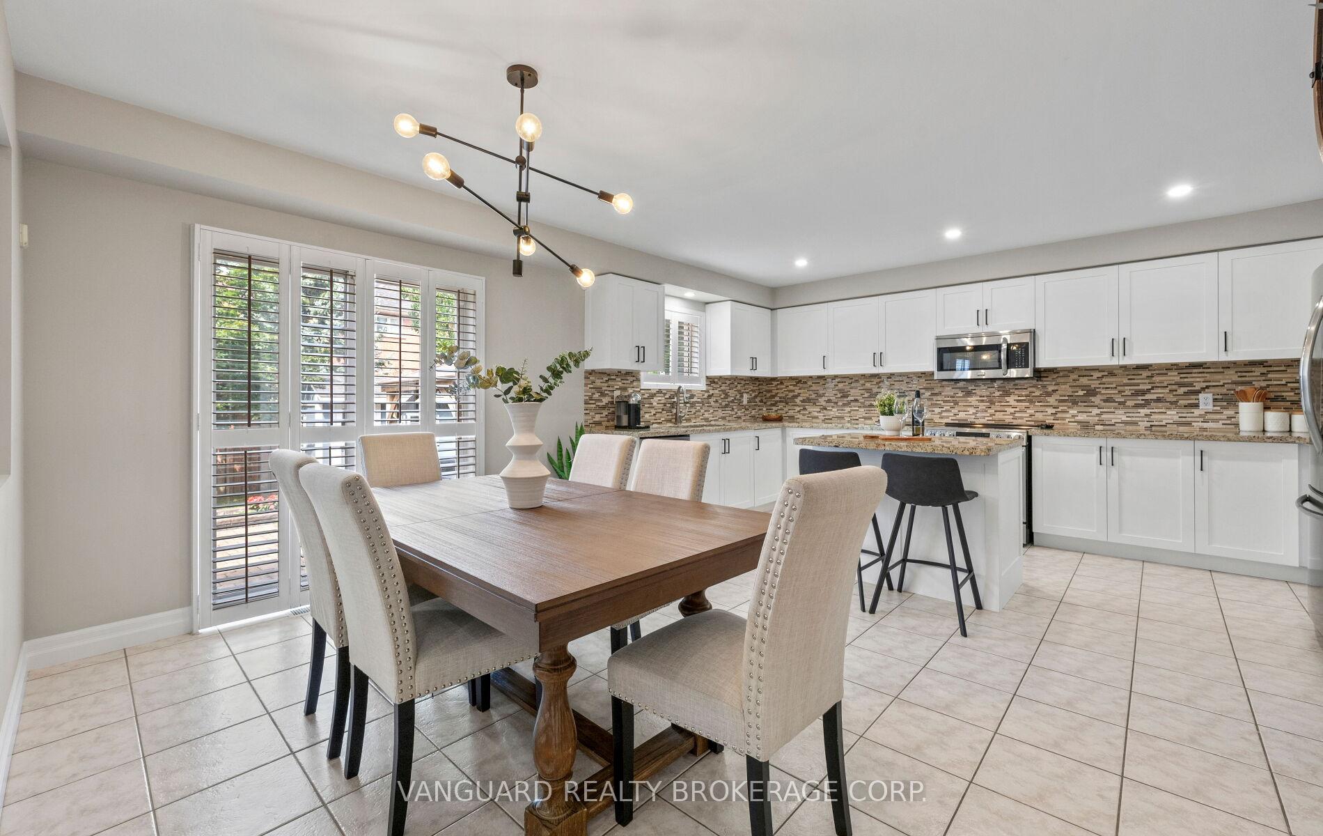 Photo 18 of 22 Monteith Crescent, Vaughan, Maple — HOMEH