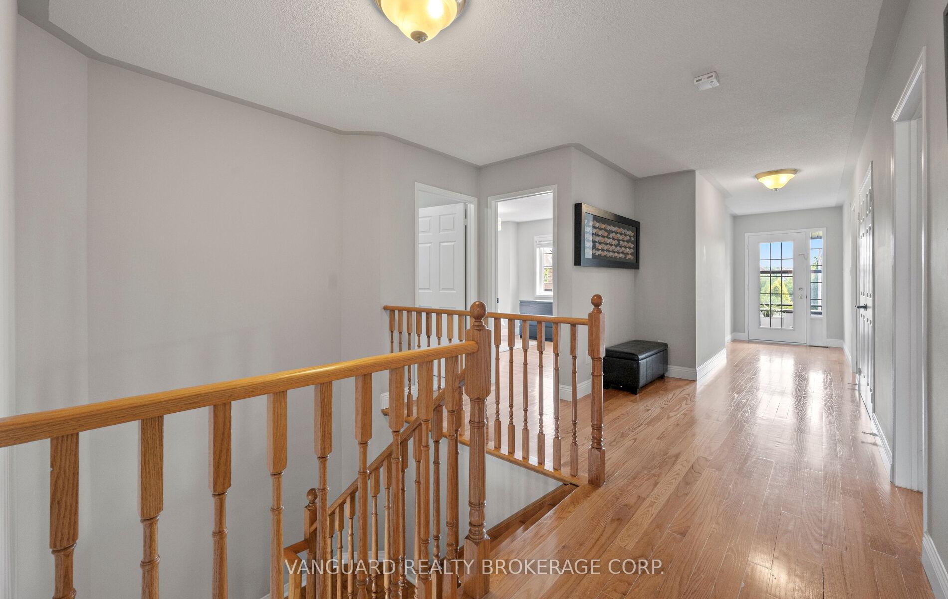 Photo 24 of 22 Monteith Crescent, Vaughan, Maple — HOMEH