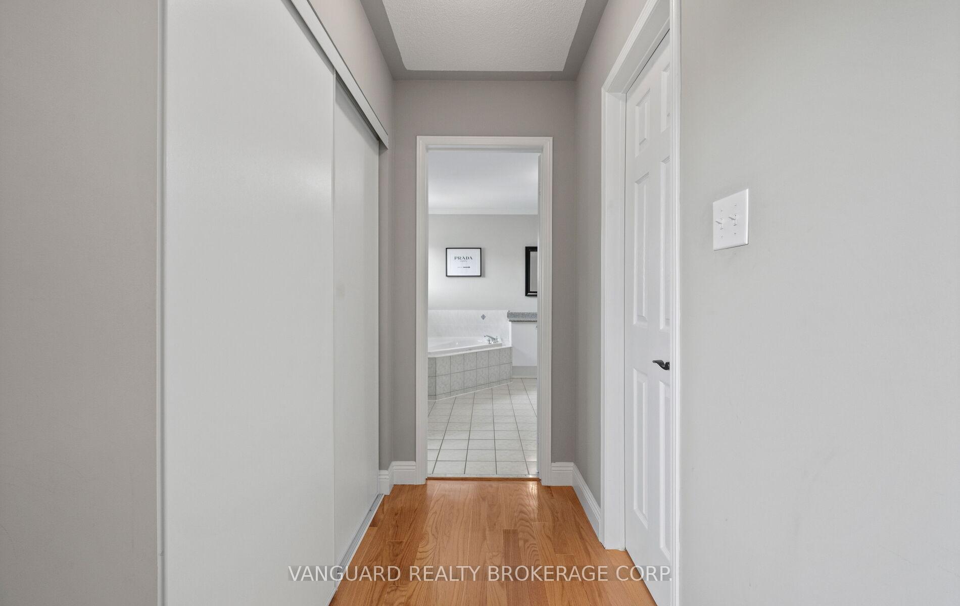 Photo 27 of 22 Monteith Crescent, Vaughan, Maple — HOMEH