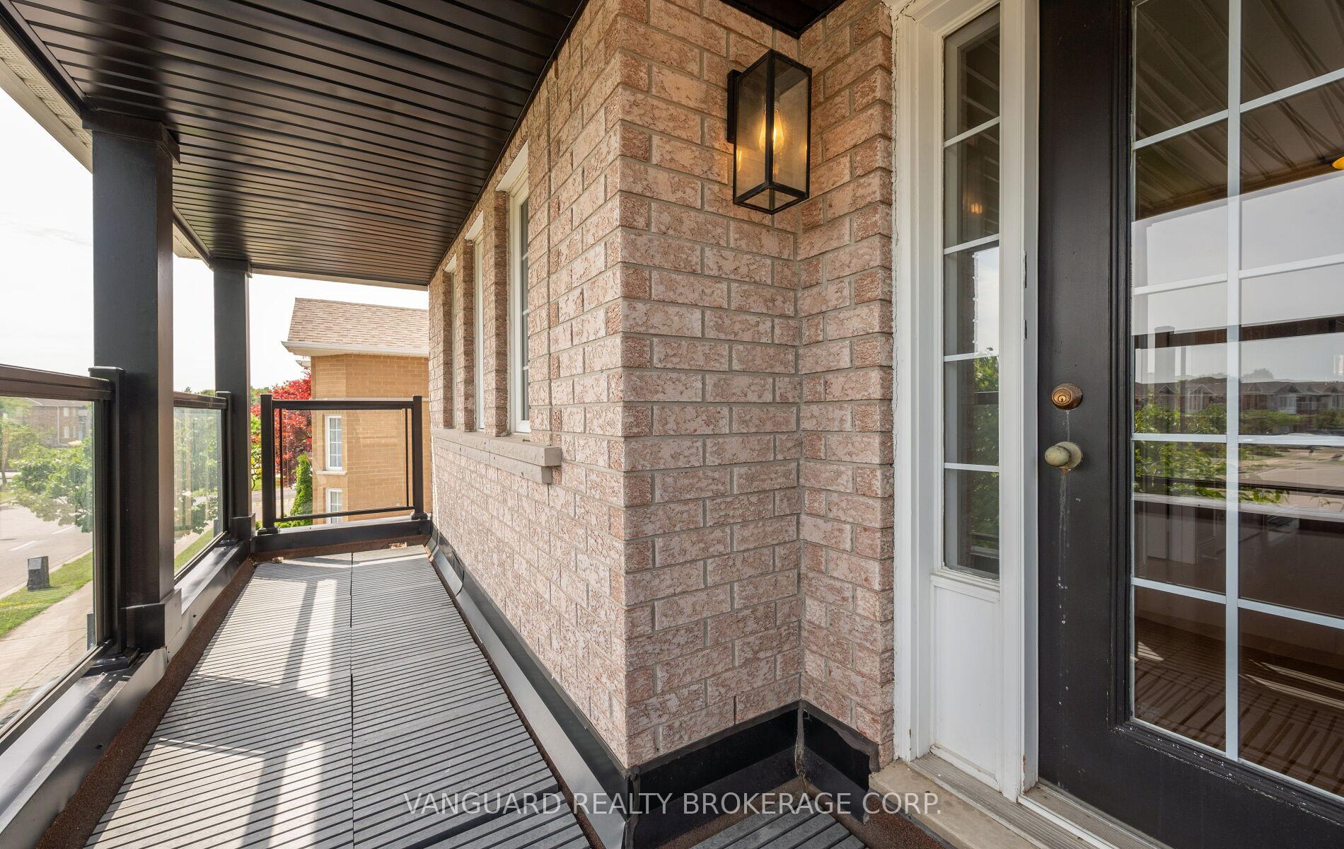Photo 39 of 22 Monteith Crescent, Vaughan, Maple — HOMEH