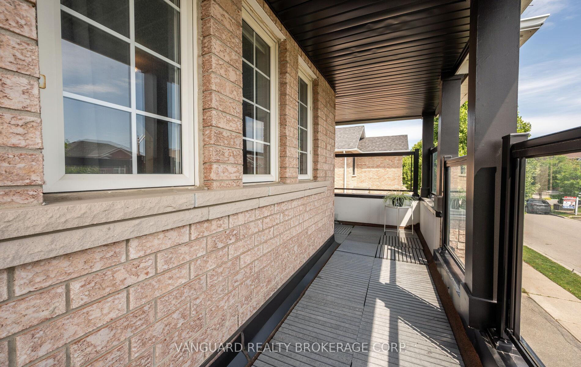 Photo 40 of 22 Monteith Crescent, Vaughan, Maple — HOMEH