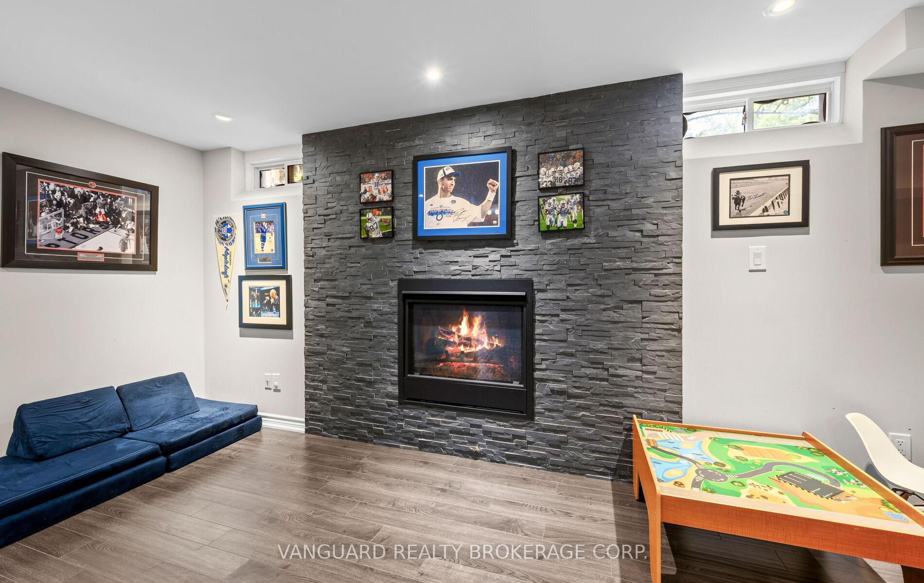 Photo 42 of 22 Monteith Crescent, Vaughan, Maple — HOMEH