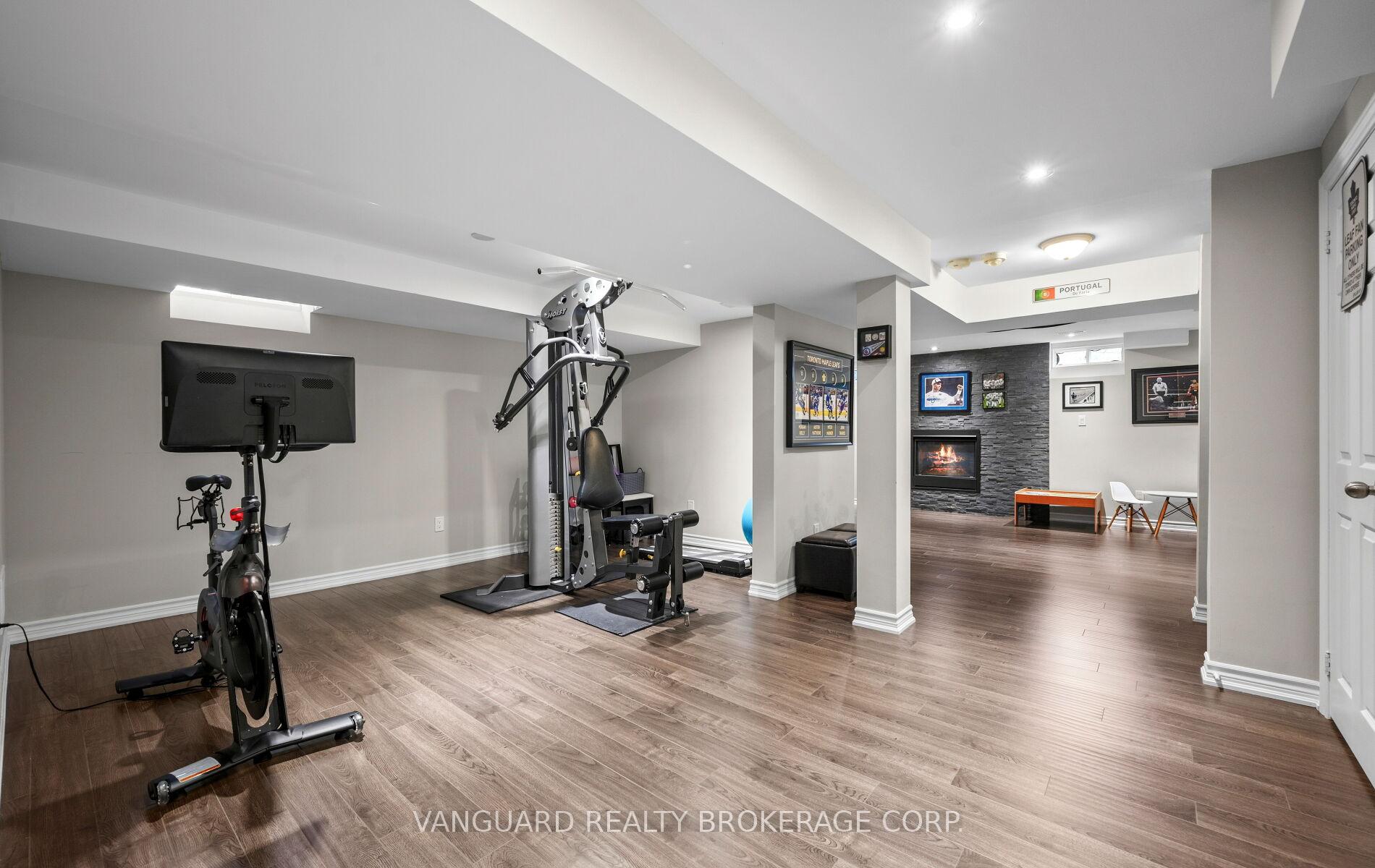 Photo 45 of 22 Monteith Crescent, Vaughan, Maple — HOMEH