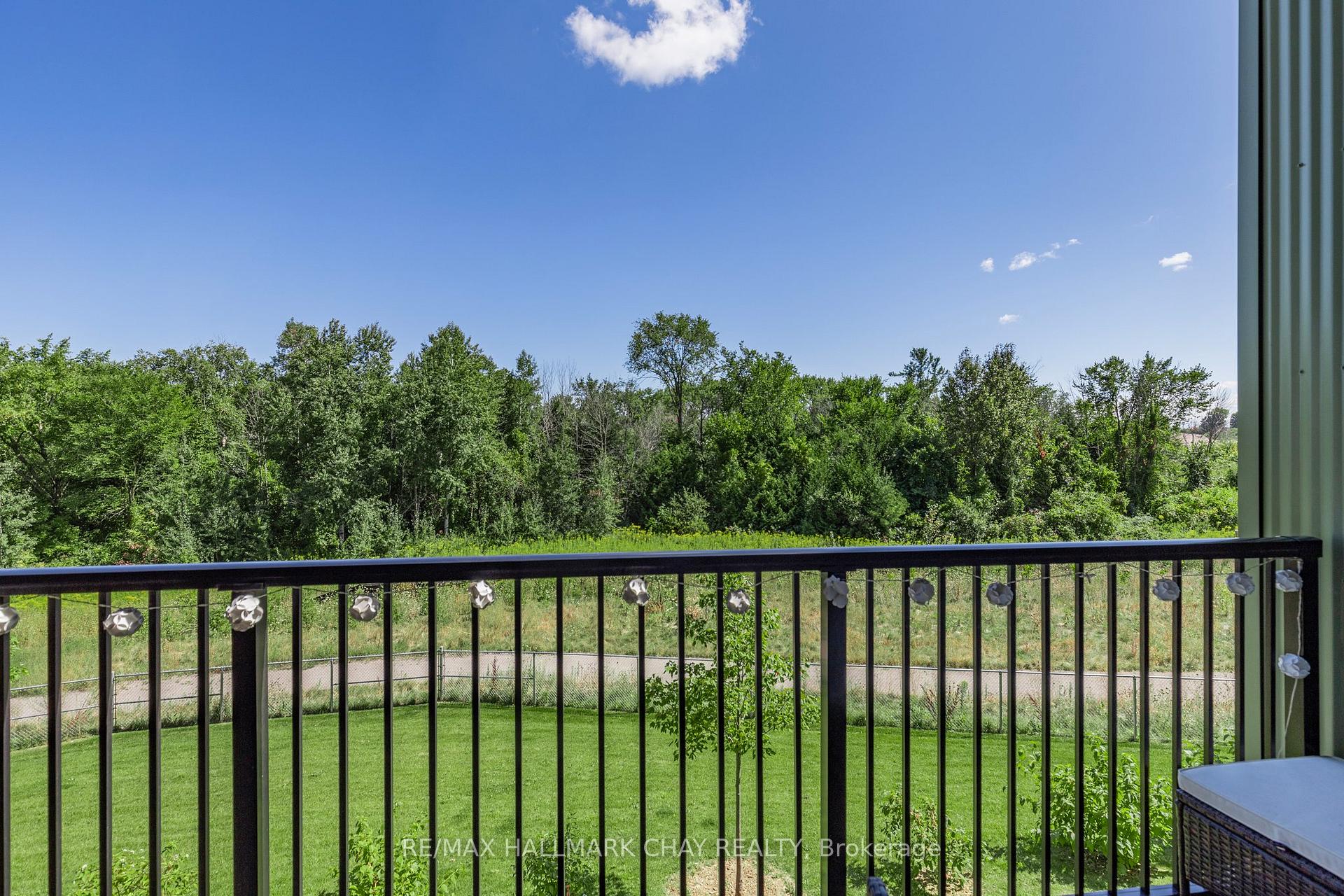 Photo 2 of Unit 208, 5 Chef Lane, Barrie, Rural Barrie Southeast — HOMEH