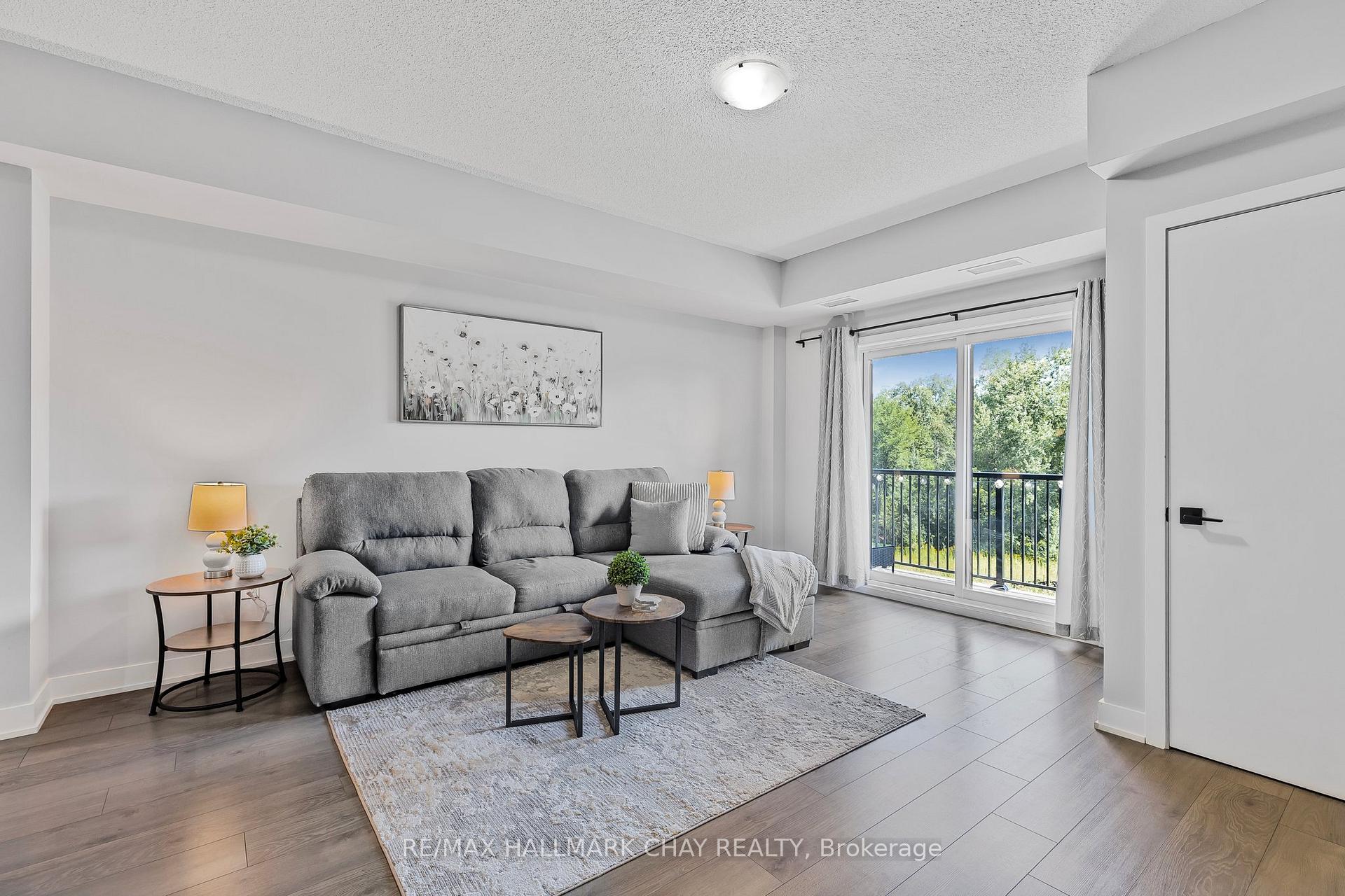 Photo 12 of Unit 208, 5 Chef Lane, Barrie, Rural Barrie Southeast — HOMEH