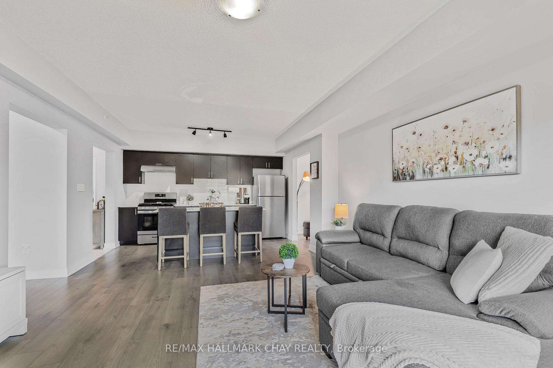 Photo 13 of Unit 208, 5 Chef Lane, Barrie, Rural Barrie Southeast — HOMEH