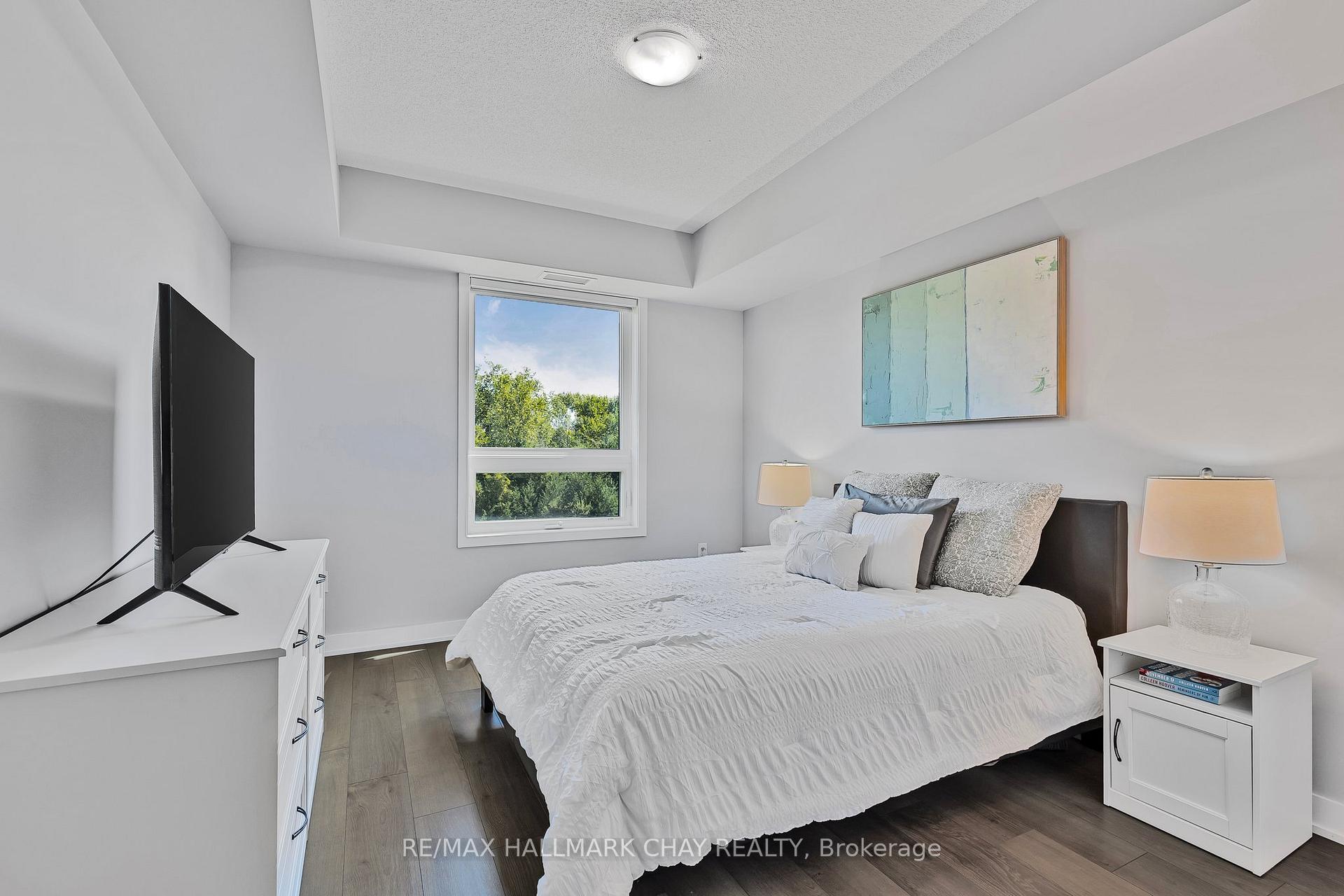 Photo 14 of Unit 208, 5 Chef Lane, Barrie, Rural Barrie Southeast — HOMEH
