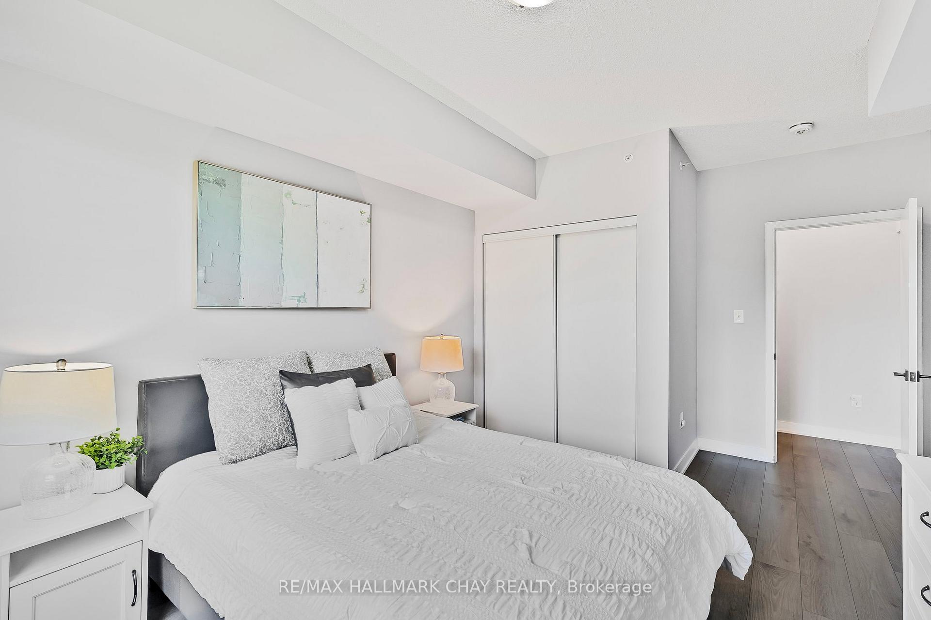 Photo 15 of Unit 208, 5 Chef Lane, Barrie, Rural Barrie Southeast — HOMEH