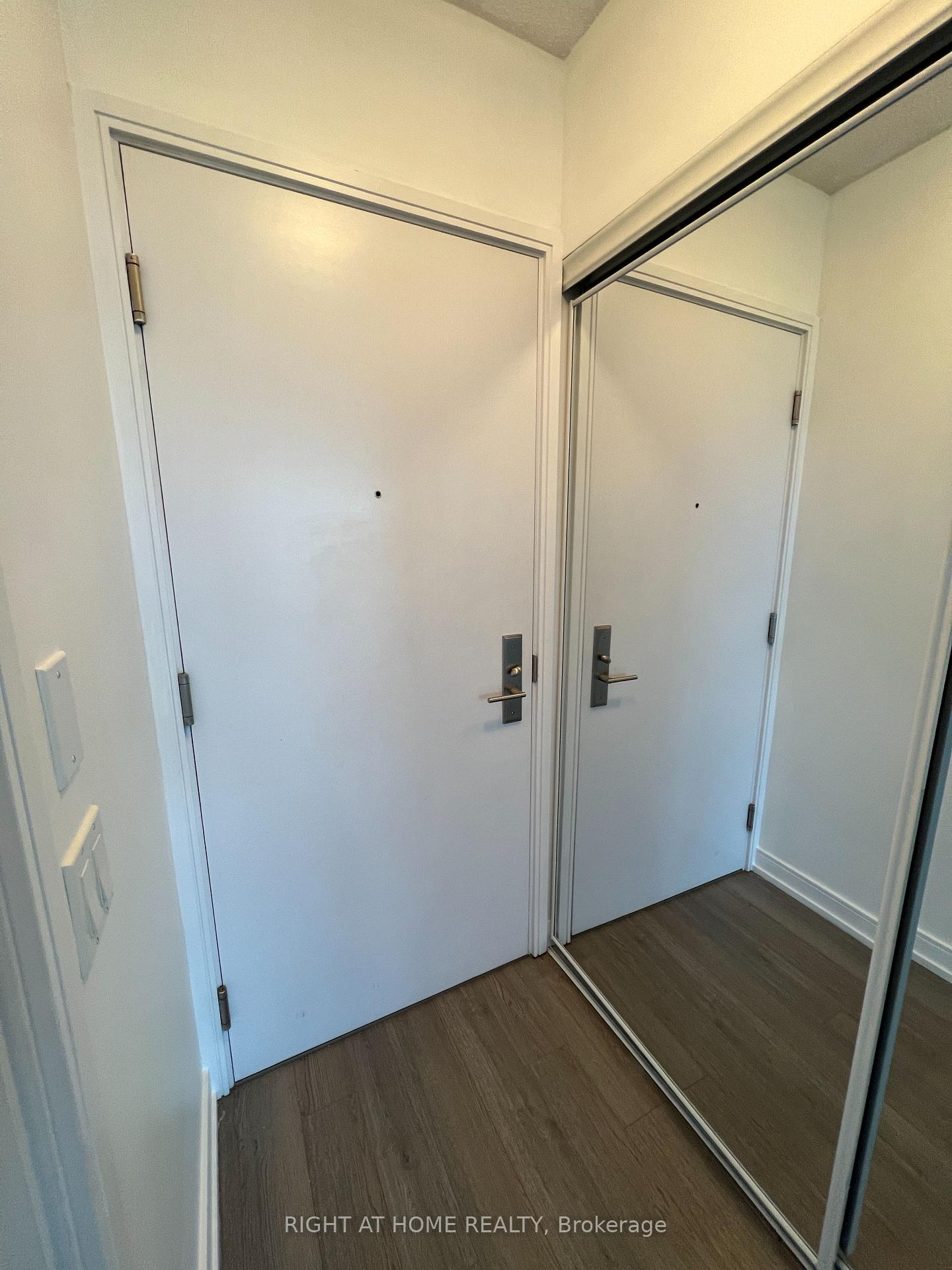 Photo 3 of Unit 608, 20 Thomas Riley Road, Etobicoke, Islington-City Centre West — HOMEH