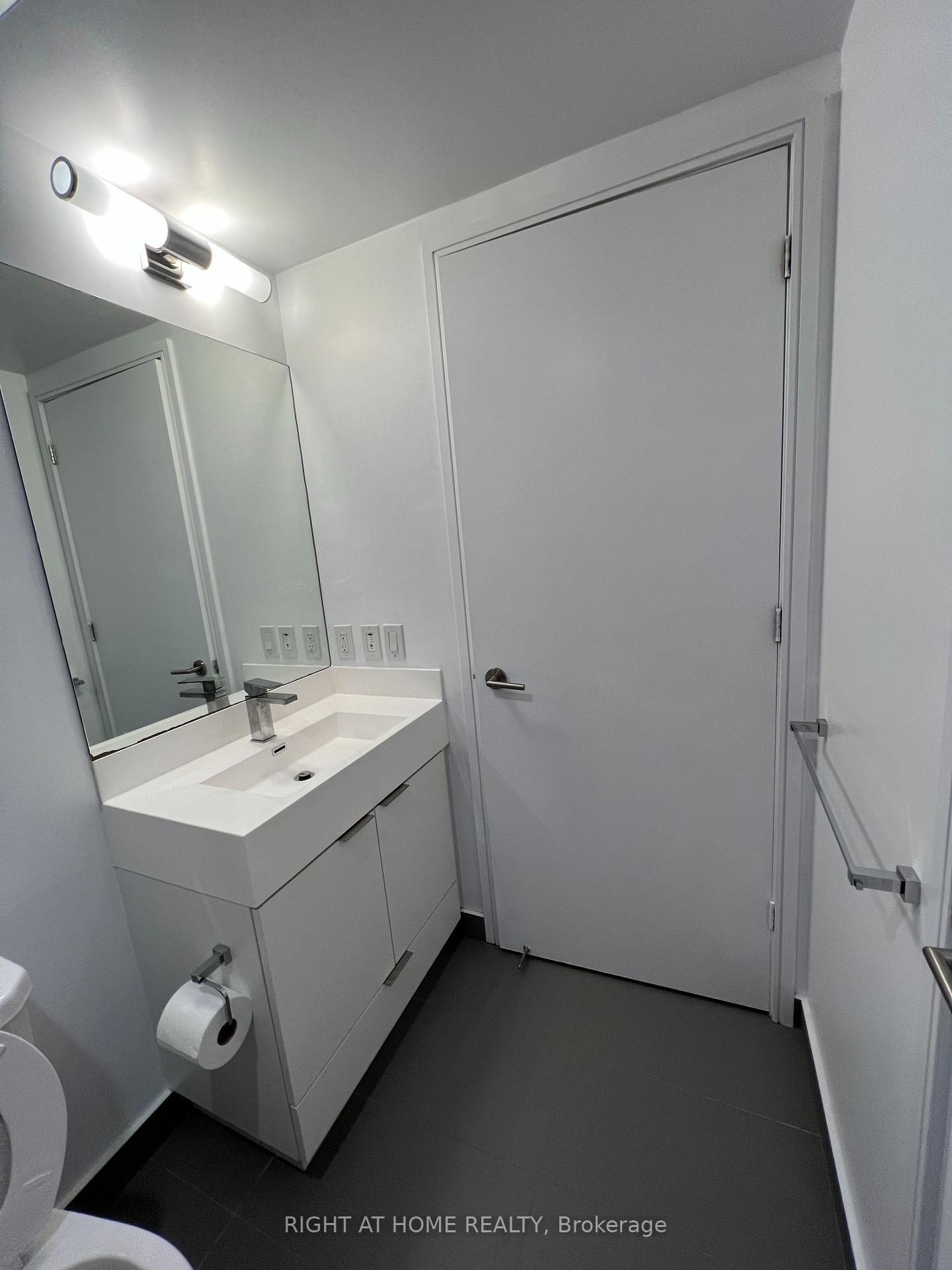 Photo 13 of Unit 608, 20 Thomas Riley Road, Etobicoke, Islington-City Centre West — HOMEH