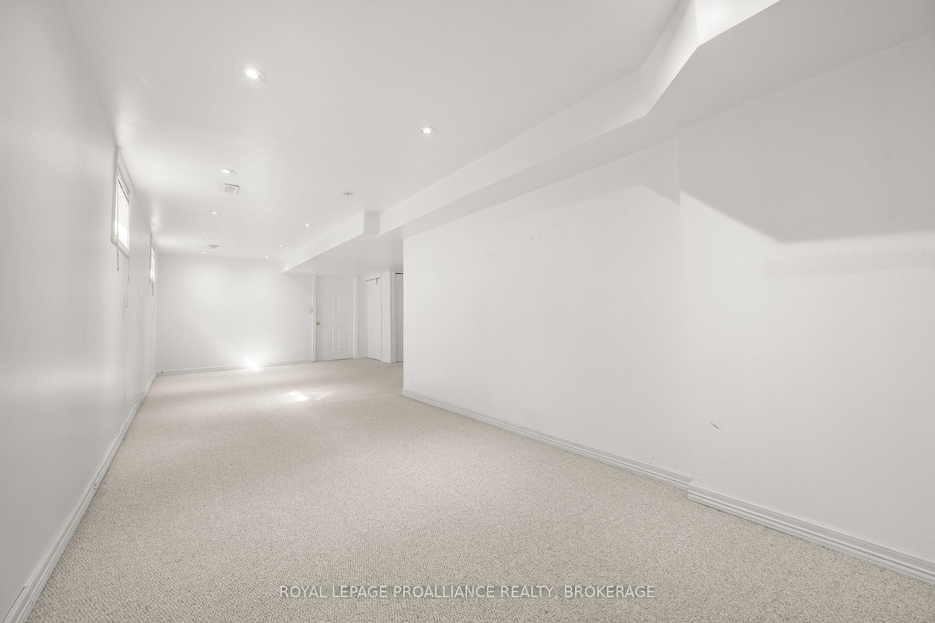 Photo 26 of 51 Wiley Street, Kingston, Rideau — HOMEH