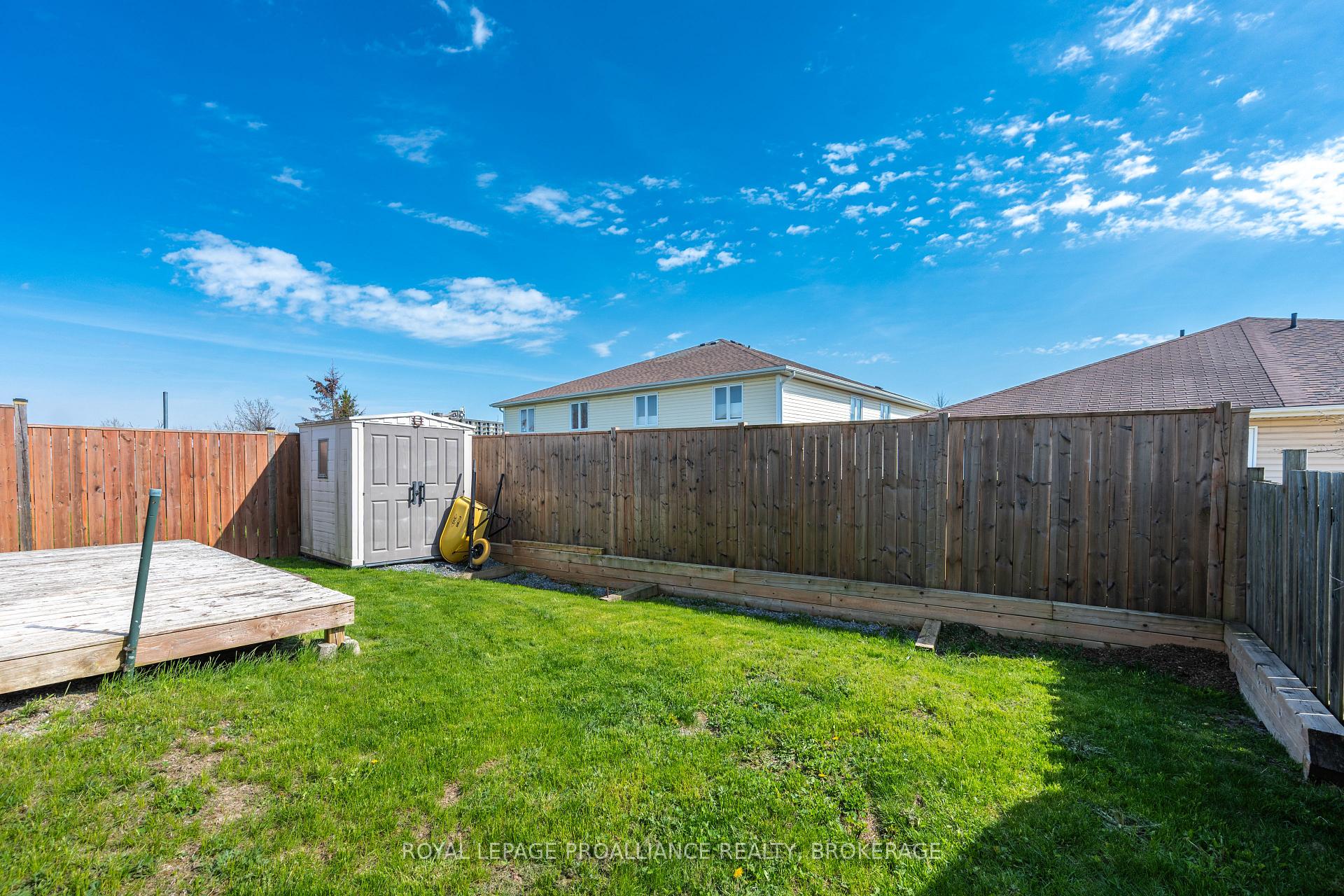 Photo 30 of 51 Wiley Street, Kingston, Rideau — HOMEH