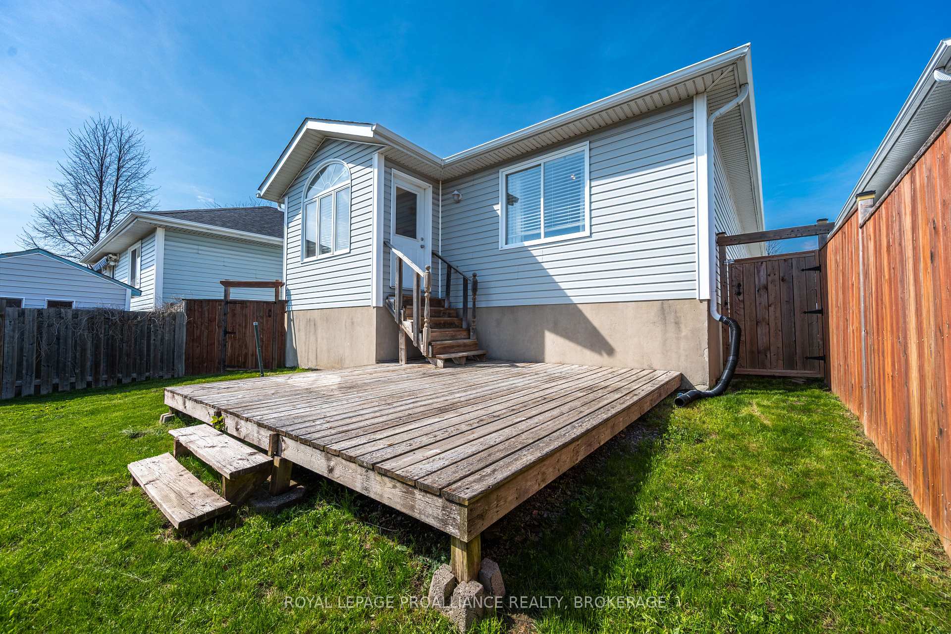 Photo 33 of 51 Wiley Street, Kingston, Rideau — HOMEH
