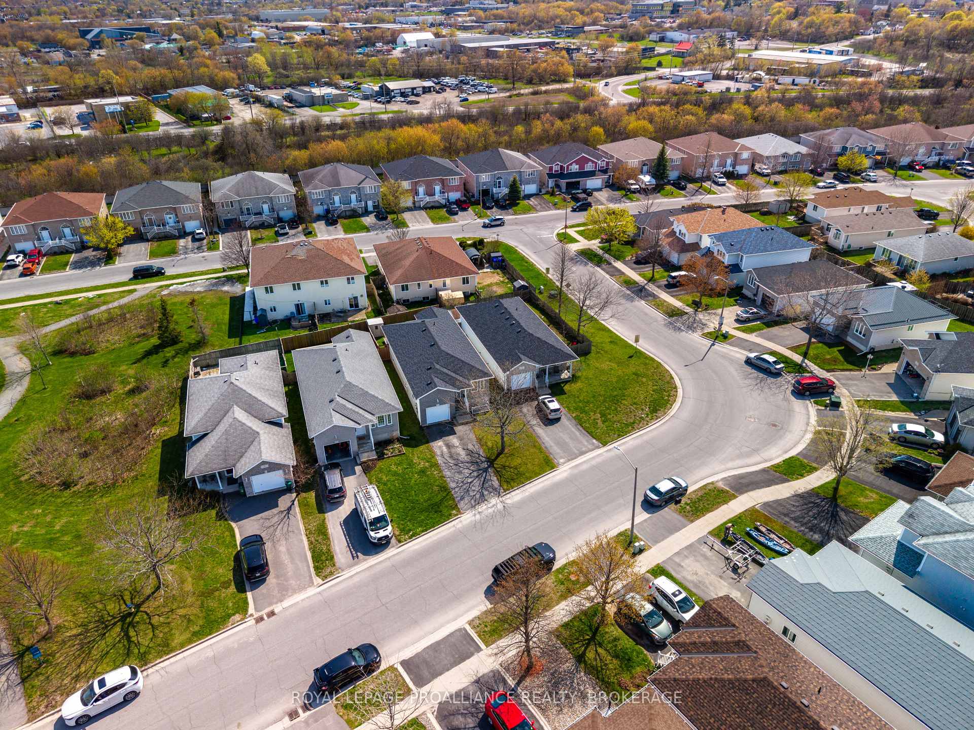 Photo 35 of 51 Wiley Street, Kingston, Rideau — HOMEH