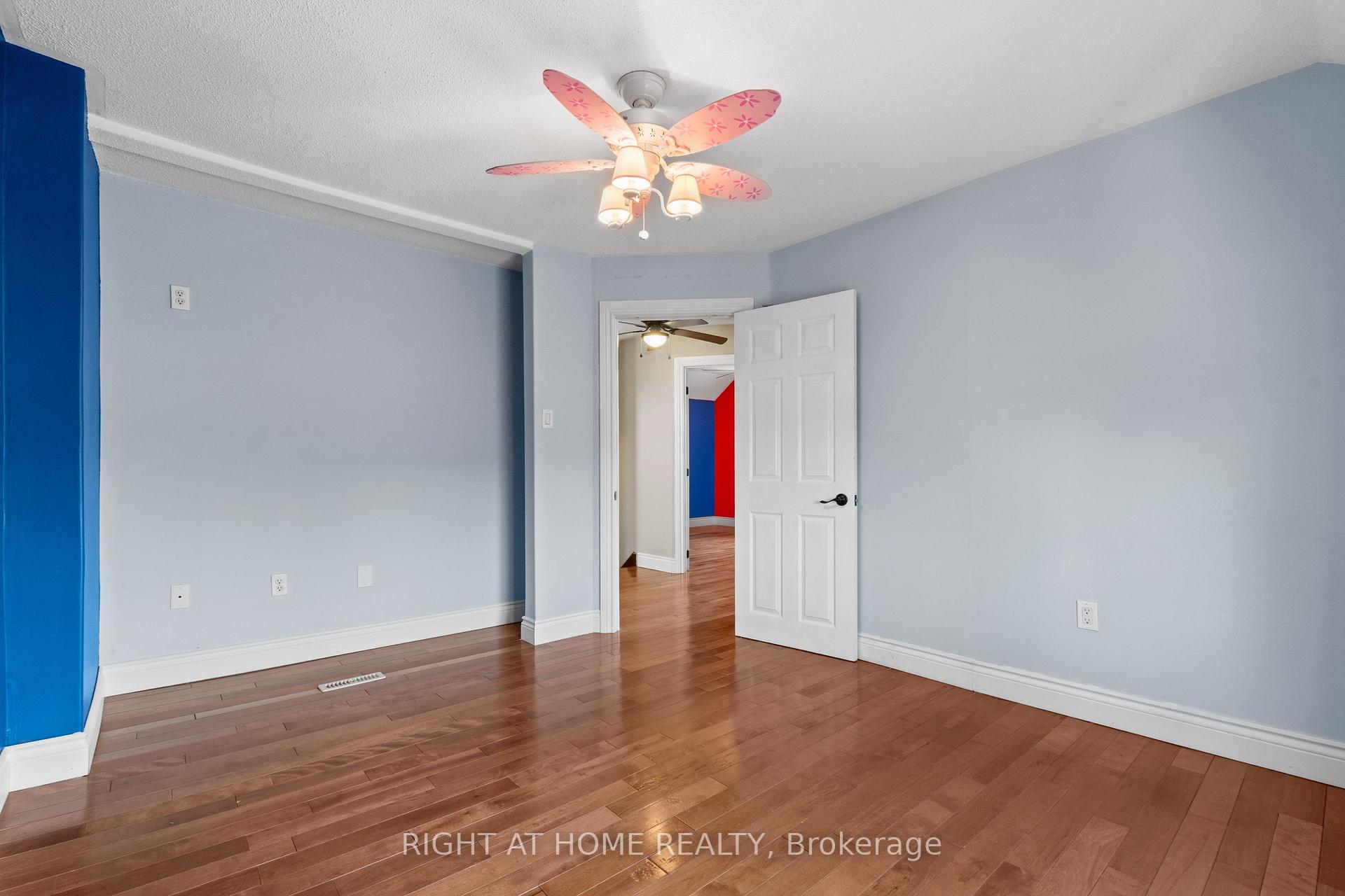 Photo 21 of 204 Beach Boulevard, Hamilton, Hamilton Beach — HOMEH