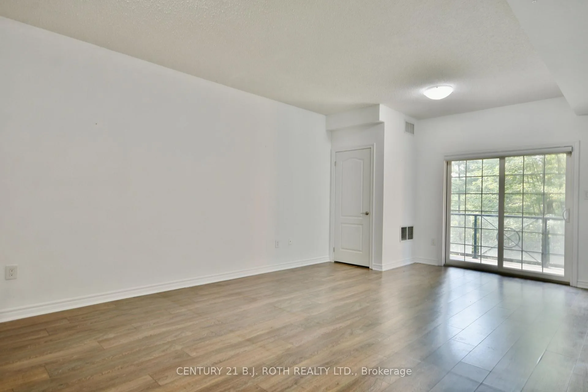 Photo 26 of Unit 104, 43 Ferndale Drive S, Barrie, Ardagh — HOMEH