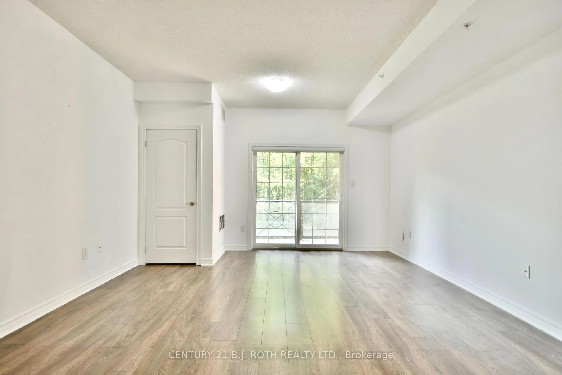 Photo 28 of Unit 104, 43 Ferndale Drive S, Barrie, Ardagh — HOMEH