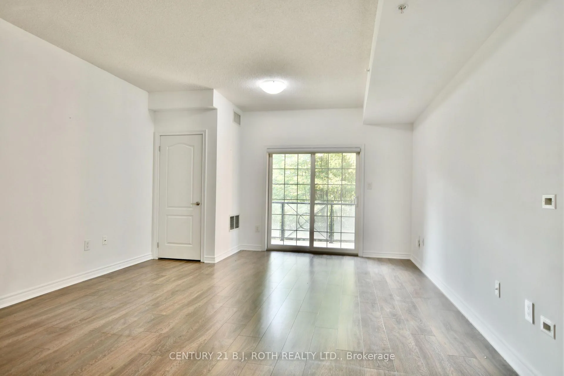Photo 38 of Unit 104, 43 Ferndale Drive S, Barrie, Ardagh — HOMEH