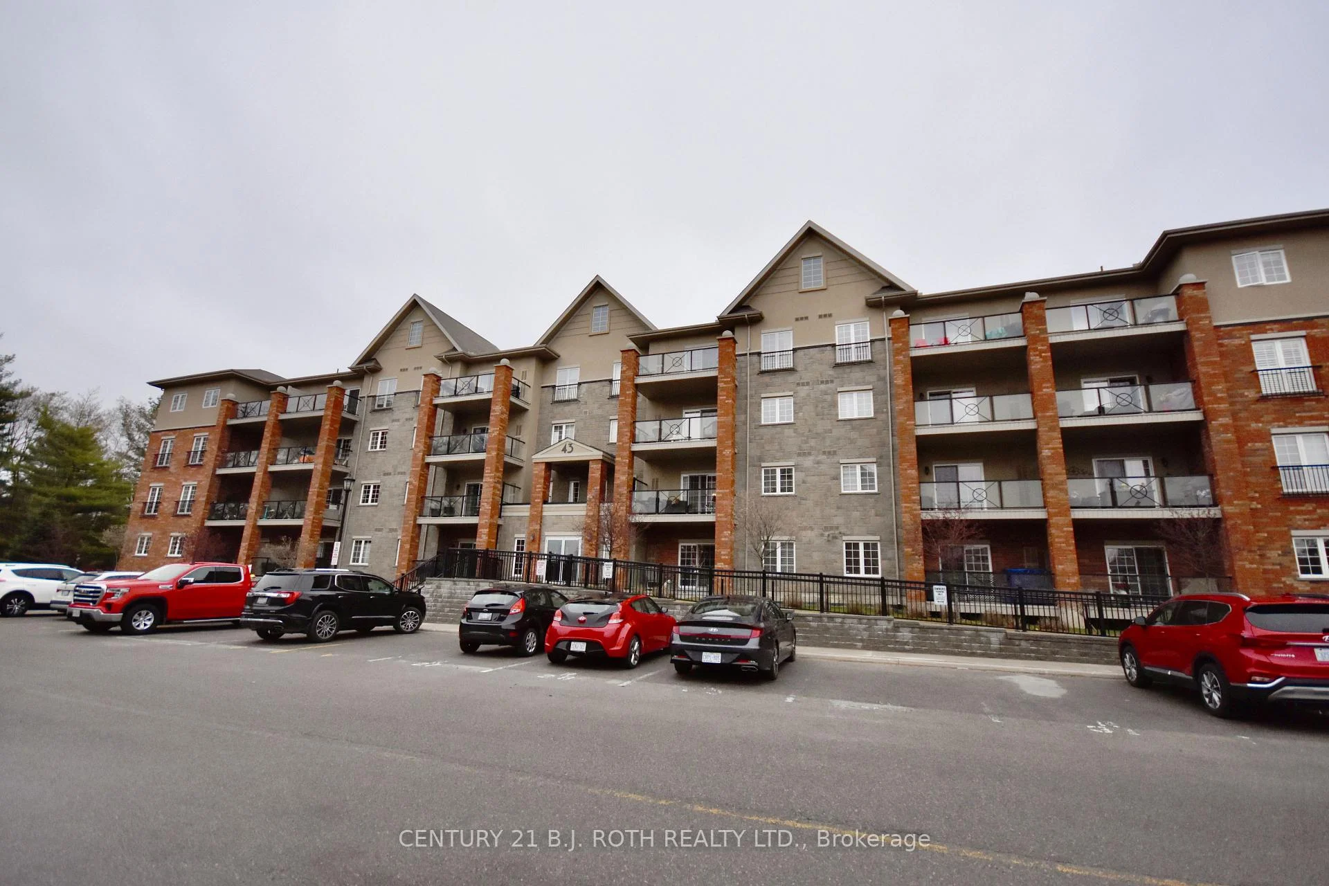 Photo 51 of Unit 104, 43 Ferndale Drive S, Barrie, Ardagh — HOMEH