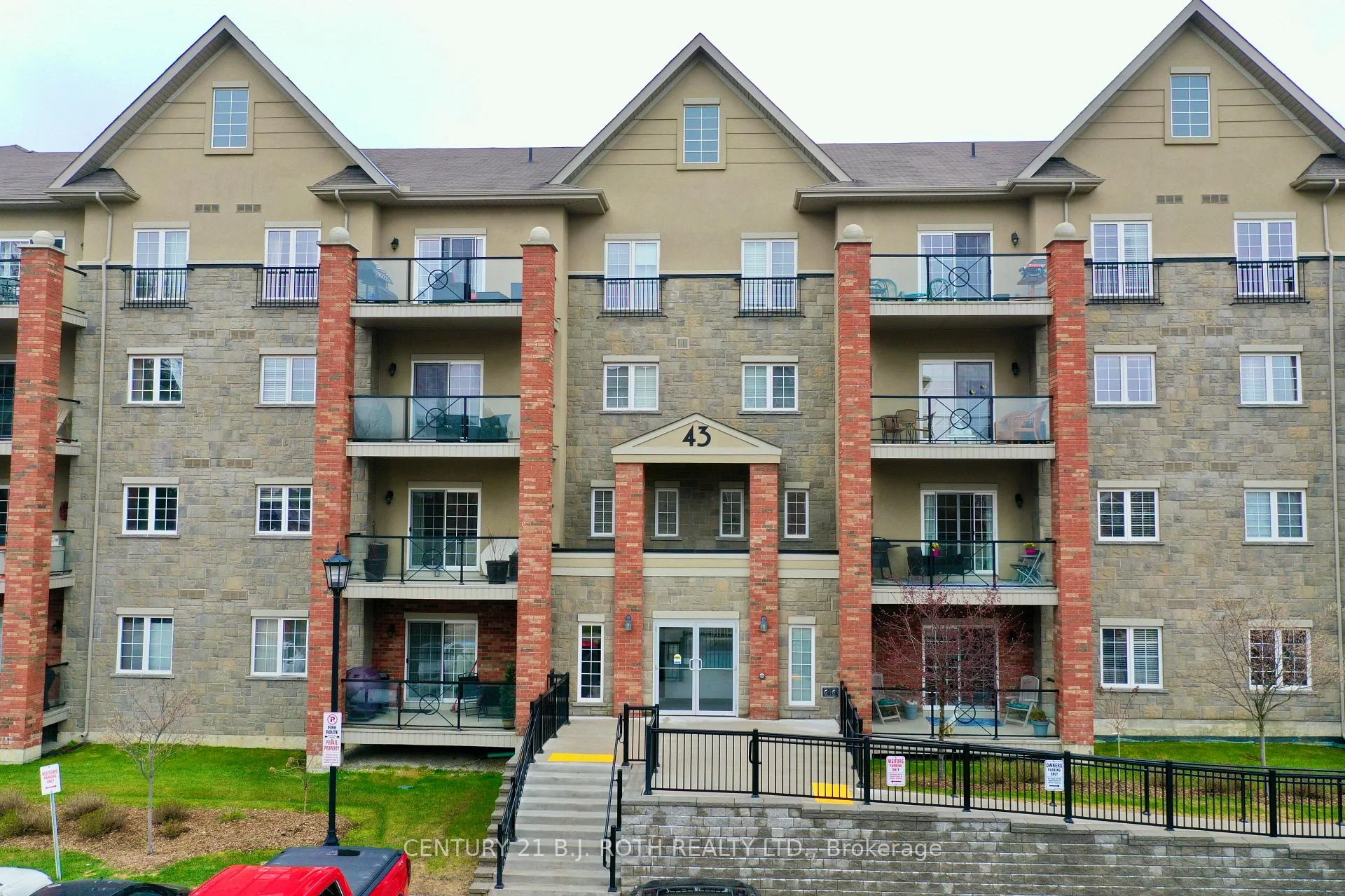 Photo 59 of Unit 104, 43 Ferndale Drive S, Barrie, Ardagh — HOMEH