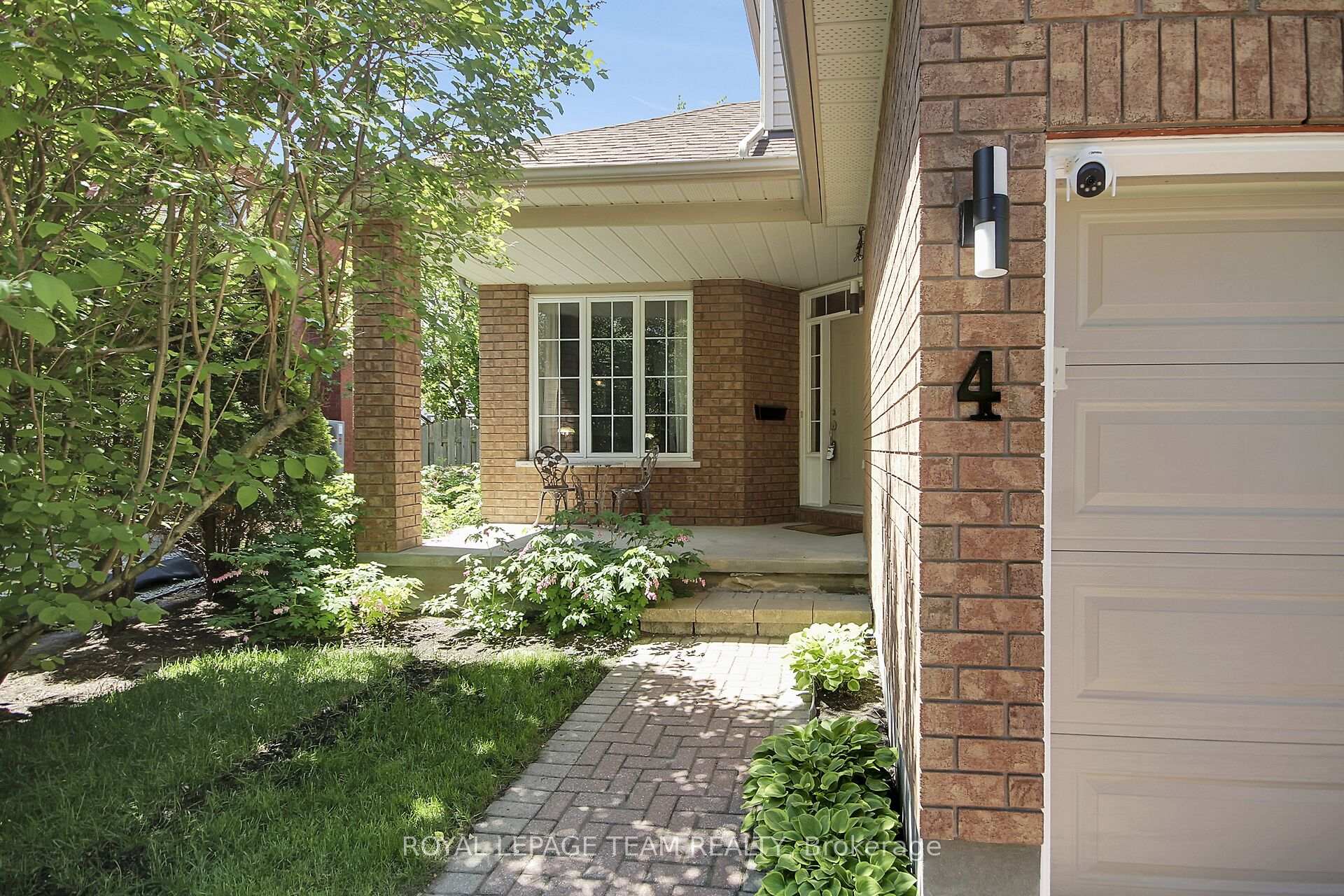 Photo 2 of 4 Maple Stand Way, Ottawa, Barrhaven East — HOMEH