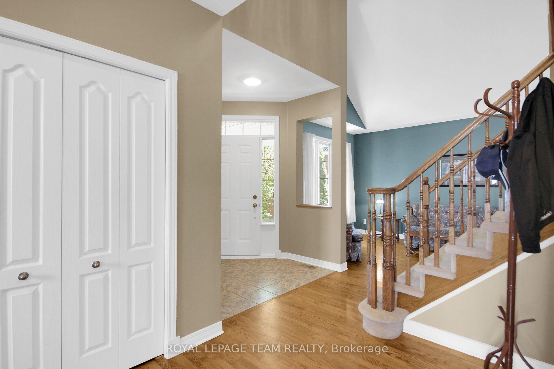 Photo 3 of 4 Maple Stand Way, Ottawa, Barrhaven East — HOMEH