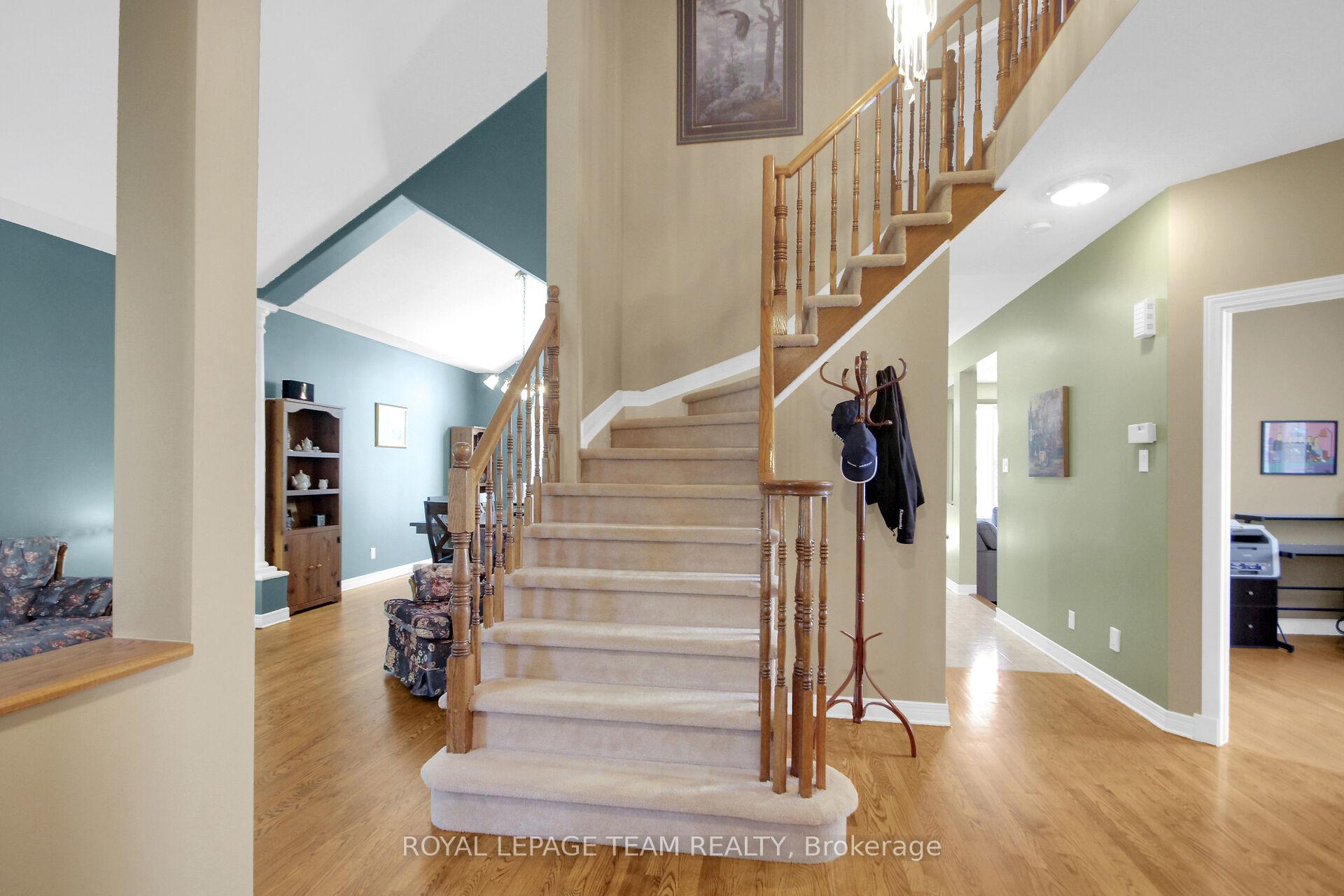 Photo 4 of 4 Maple Stand Way, Ottawa, Barrhaven East — HOMEH