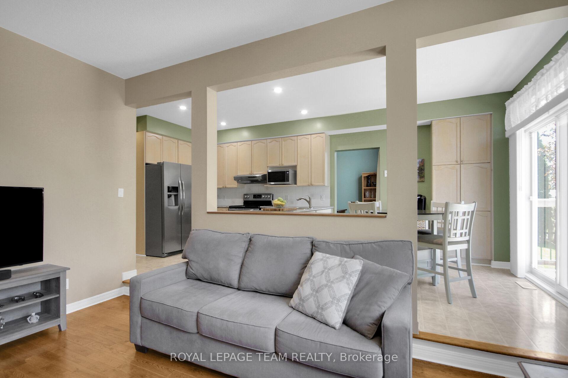 Photo 18 of 4 Maple Stand Way, Ottawa, Barrhaven East — HOMEH