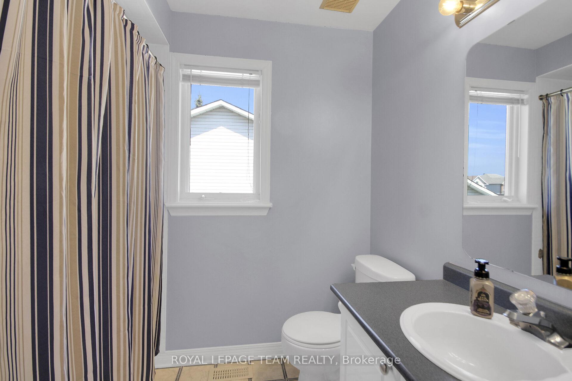 Photo 31 of 4 Maple Stand Way, Ottawa, Barrhaven East — HOMEH