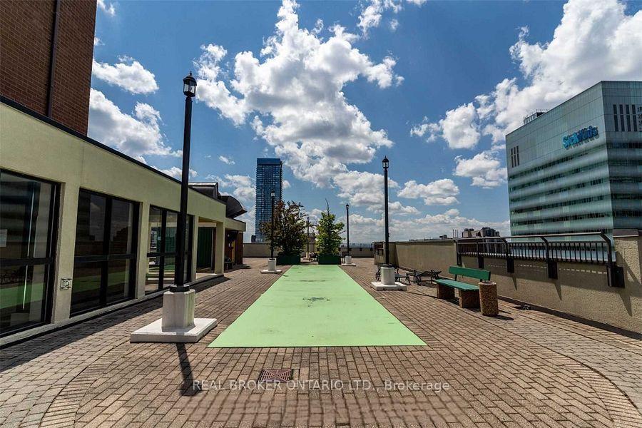 Photo 16 of Unit 2021, 633 Bay Street, Toronto, Bay Street Corridor — HOMEH