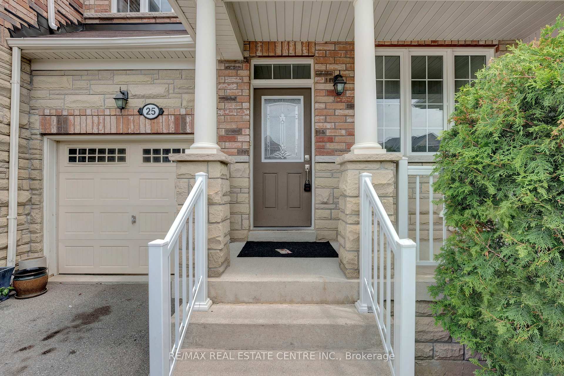 Photo 6 of 25 Shediac Road, Brampton, Bram West — HOMEH