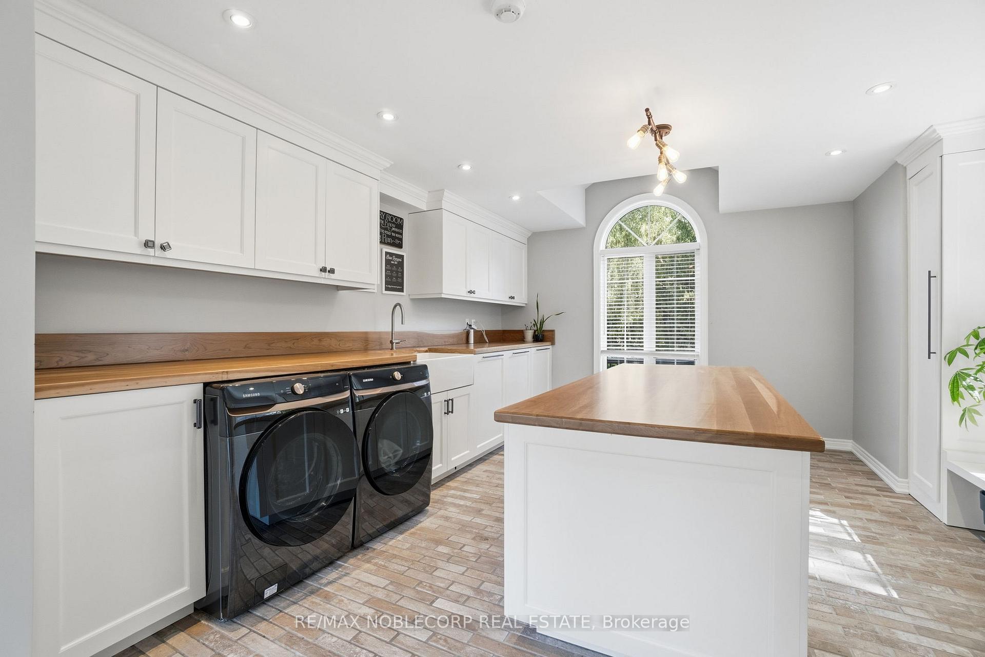 Photo 35 of 80 Carmichael Crescent, King, King City — HOMEH