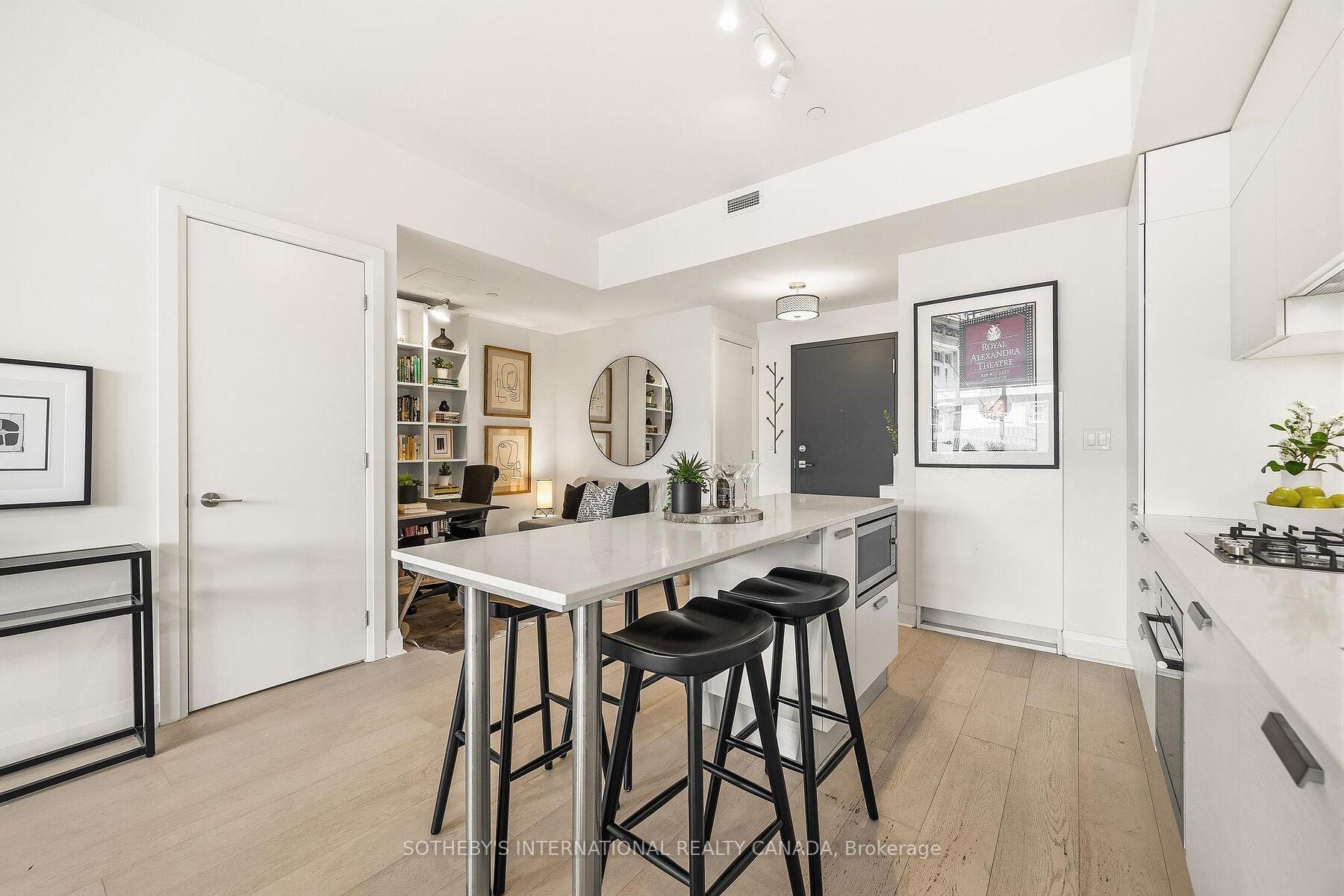 Photo 10 of Unit 104, 245 Perth Avenue N, Toronto, Dovercourt-Wallace Emerson-Junction — HOMEH