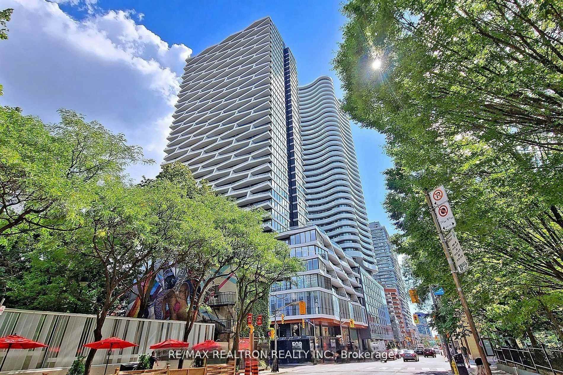 Front of Unit 2803, 85 Wood Street
